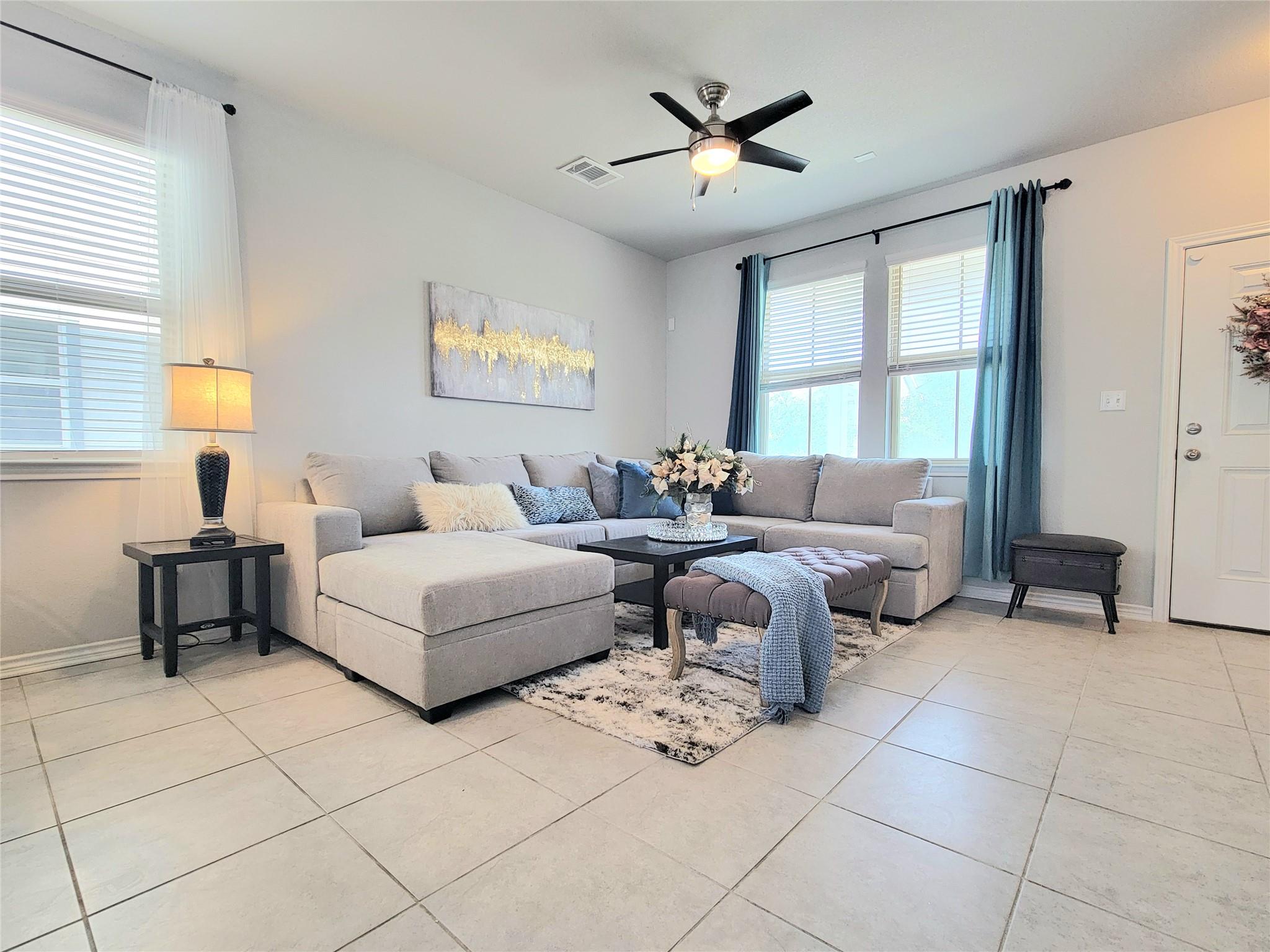 1765 Yaupon Grove LN, Leander, TX 78641