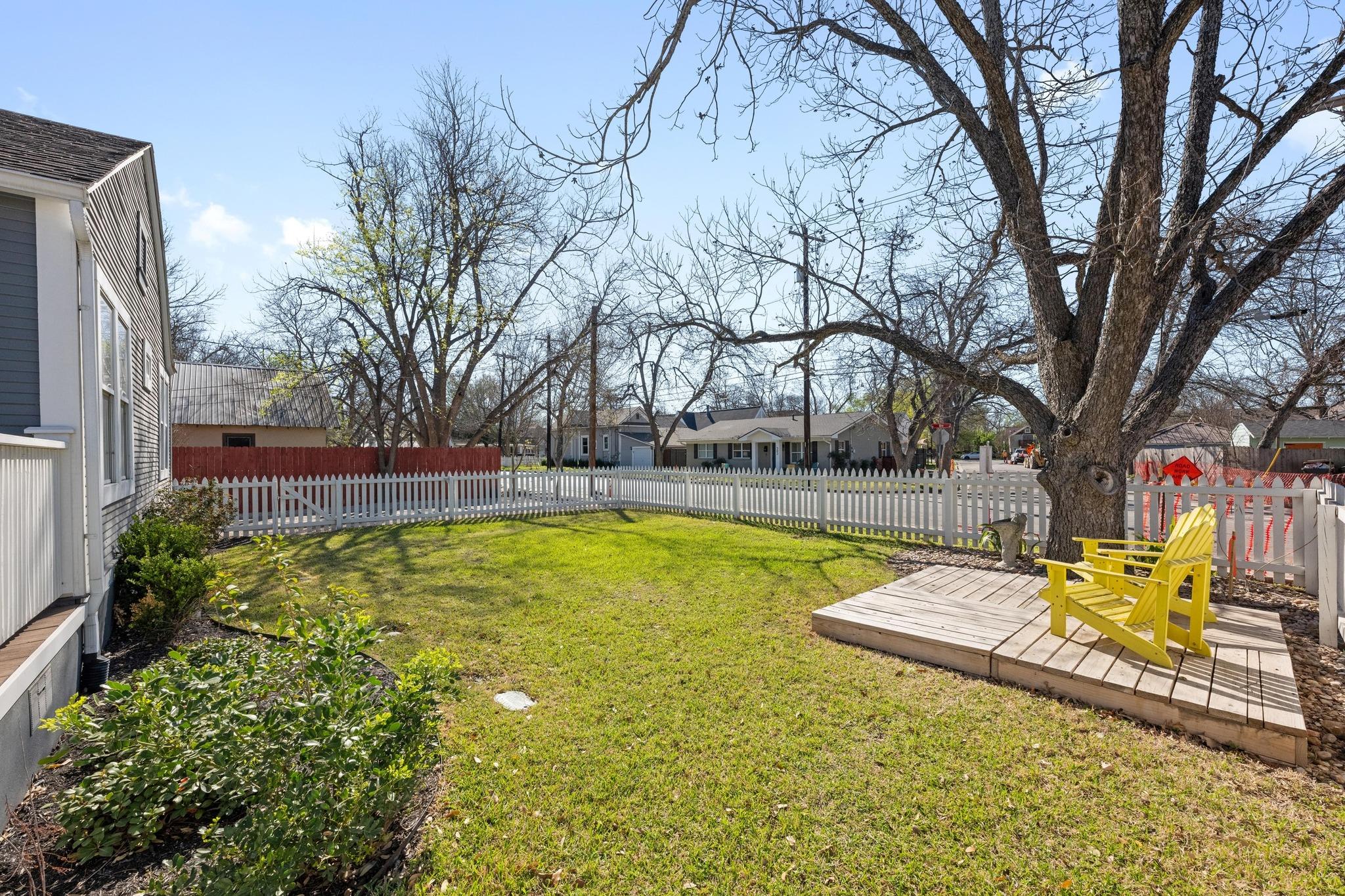 1407 S Myrtle ST, Georgetown, TX 78626