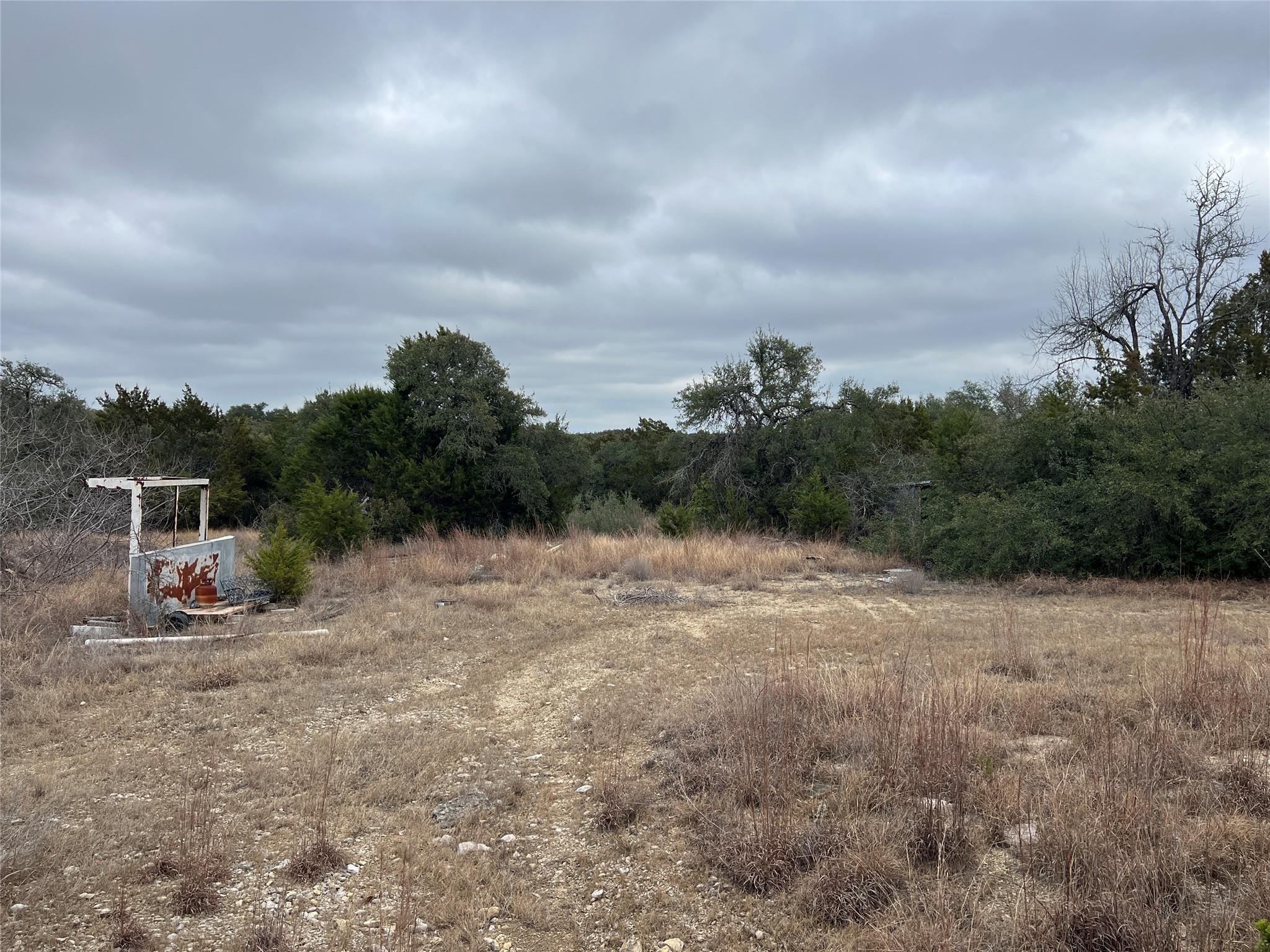 4 Anglin LN, Austin, TX 78737
