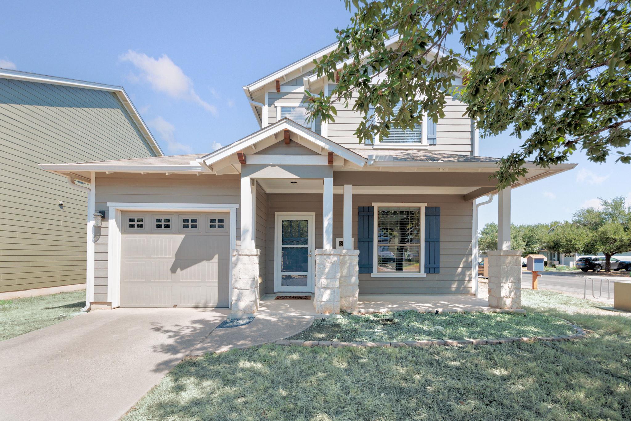 2200 Amur DR, Austin, TX 78745