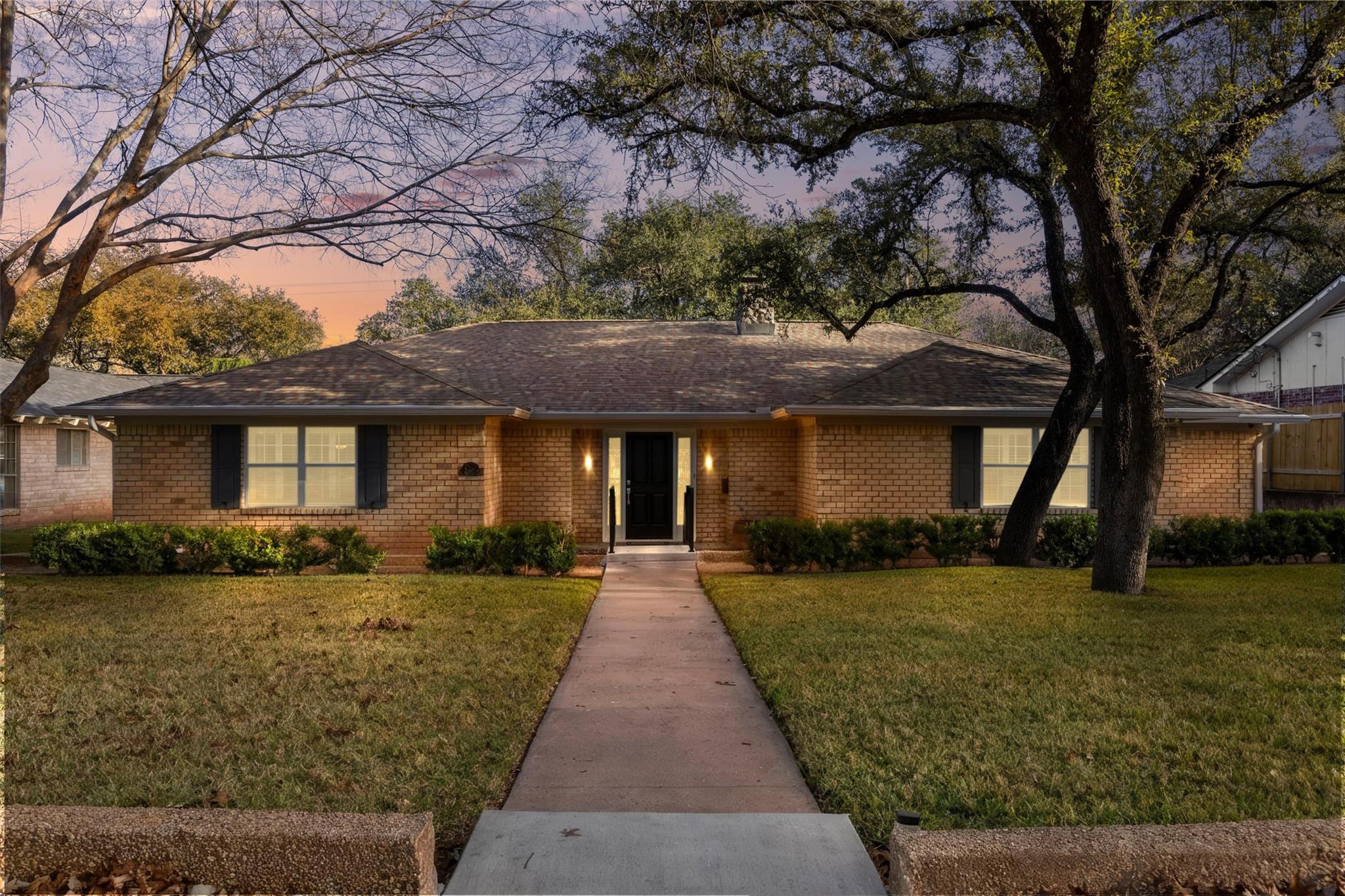 7207 Mesa DR, Austin, TX 78731