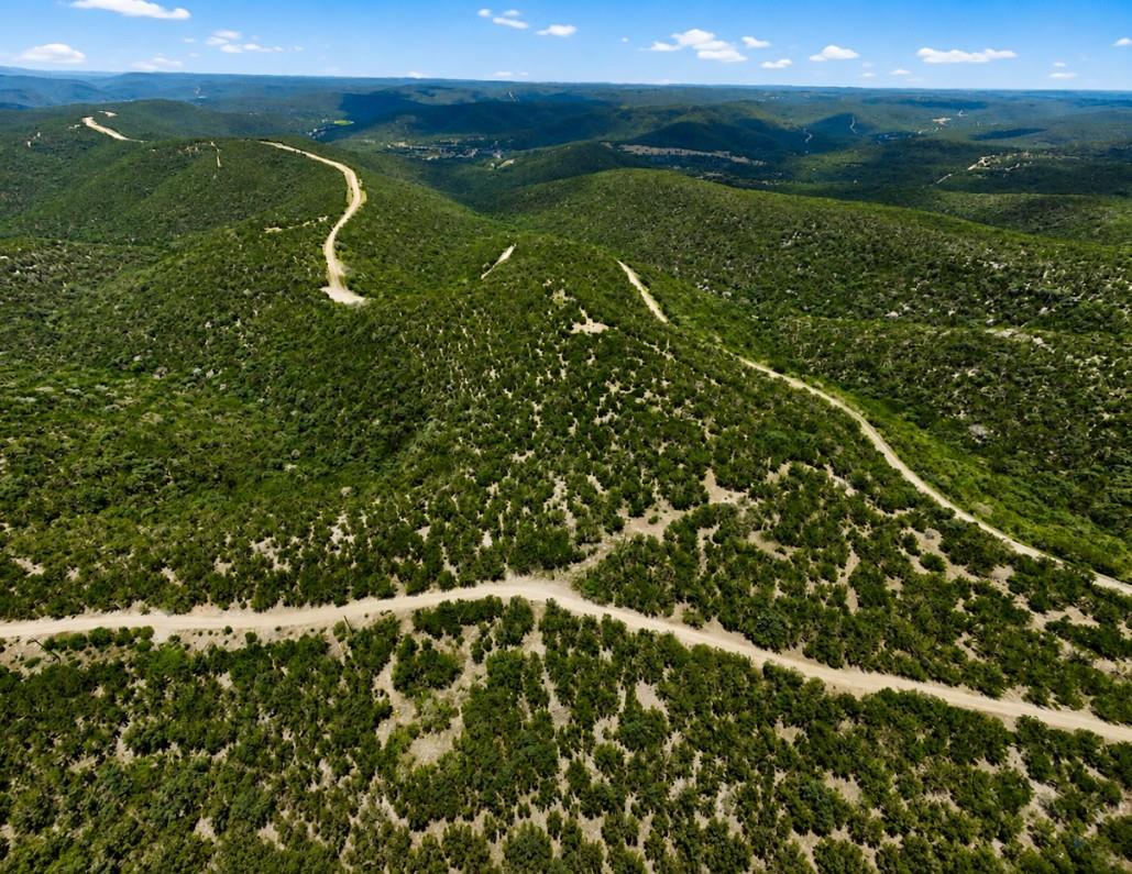 20 Winchester RD, Leakey, TX 78873