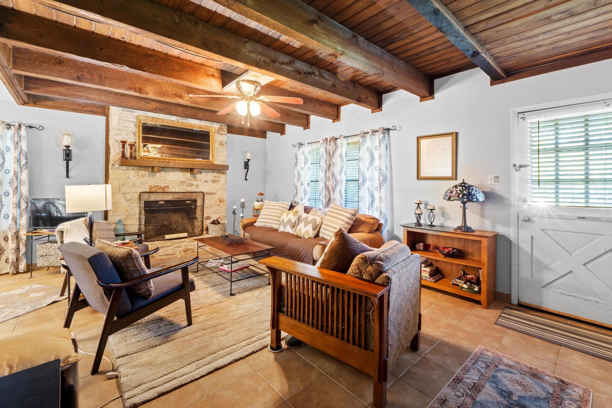 103 S Laurelwood DR S, Austin, TX 78733