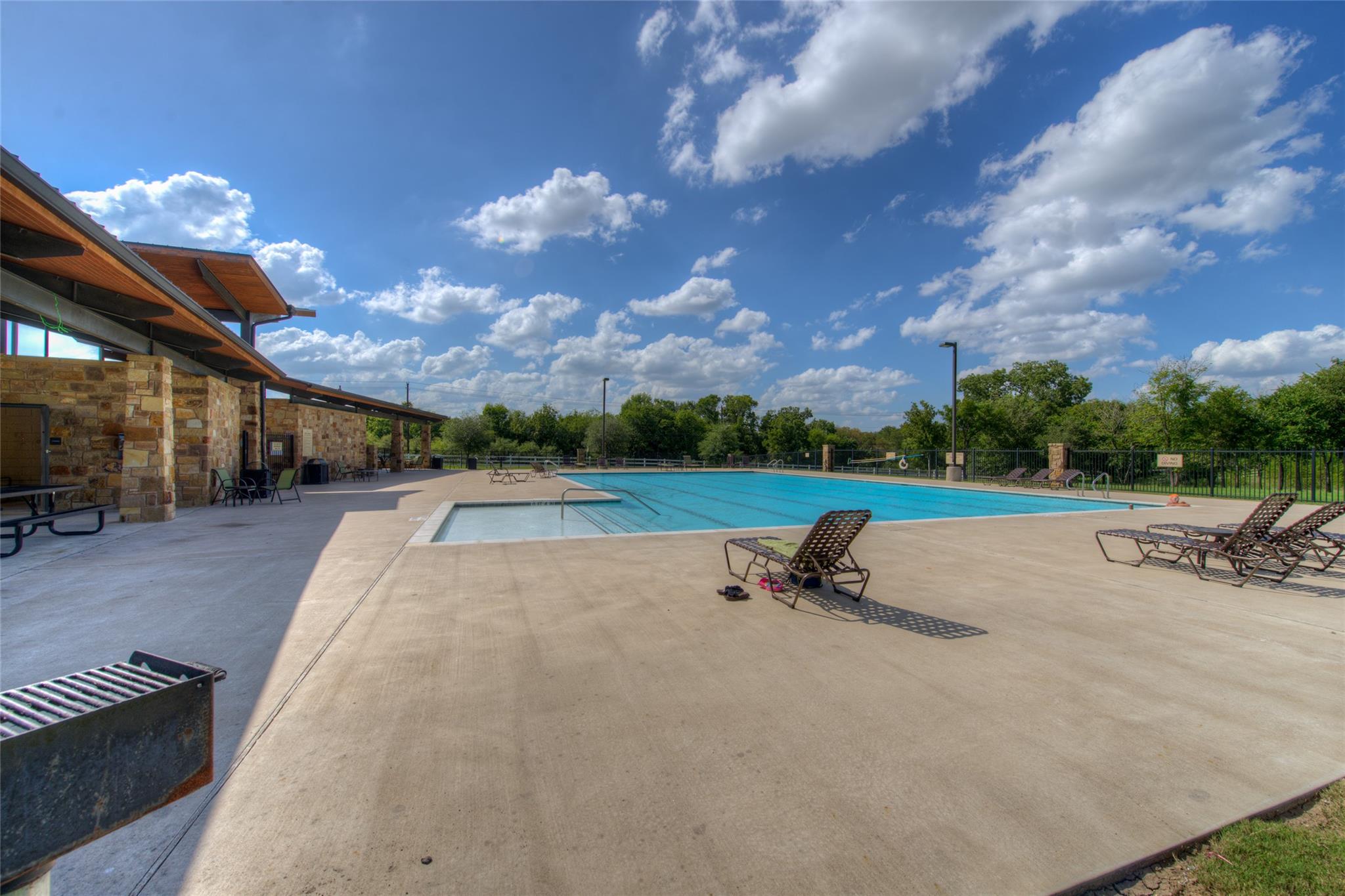 10117 Crescendo LN, Austin, TX 78747