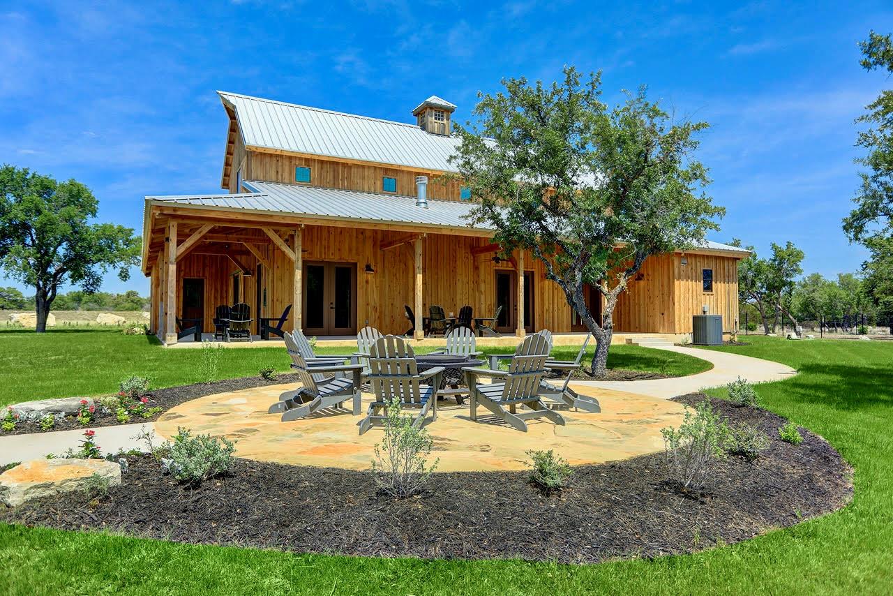 313 Eagle Basin CIR, Spicewood, TX 78669