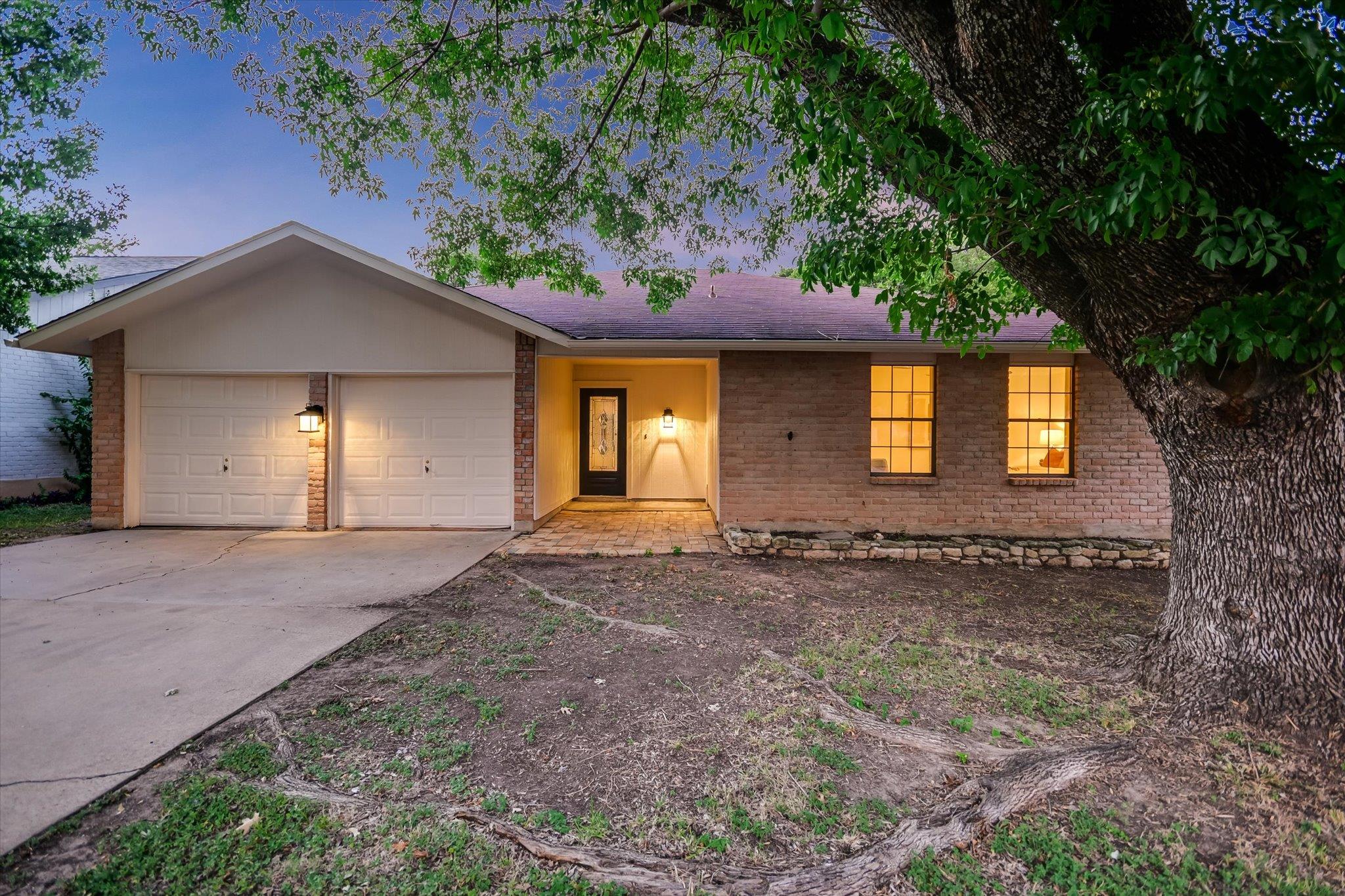 12006 Swallow DR, Austin, TX 78750