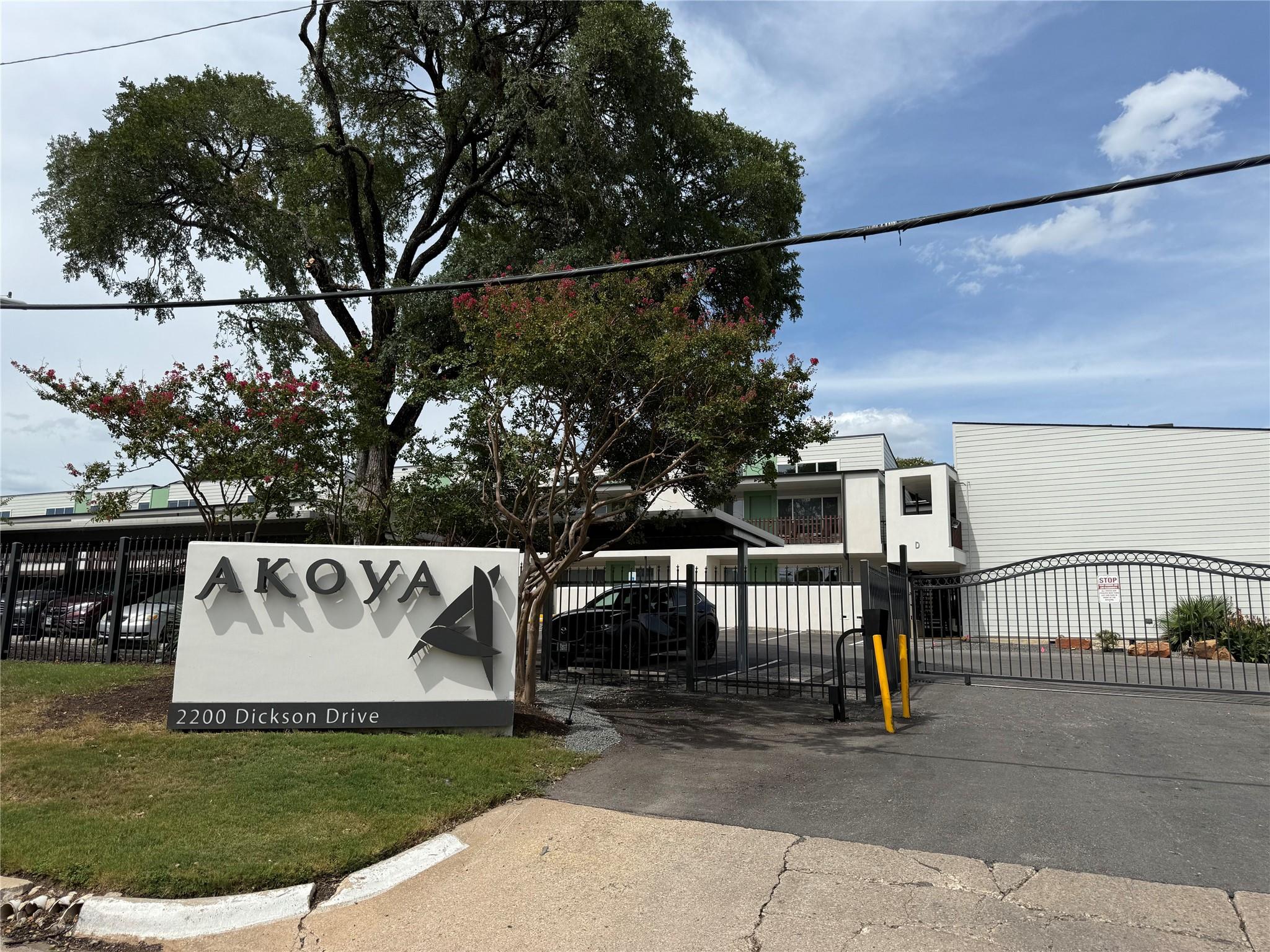 2200 Dickson DR #127, Austin, TX 78704