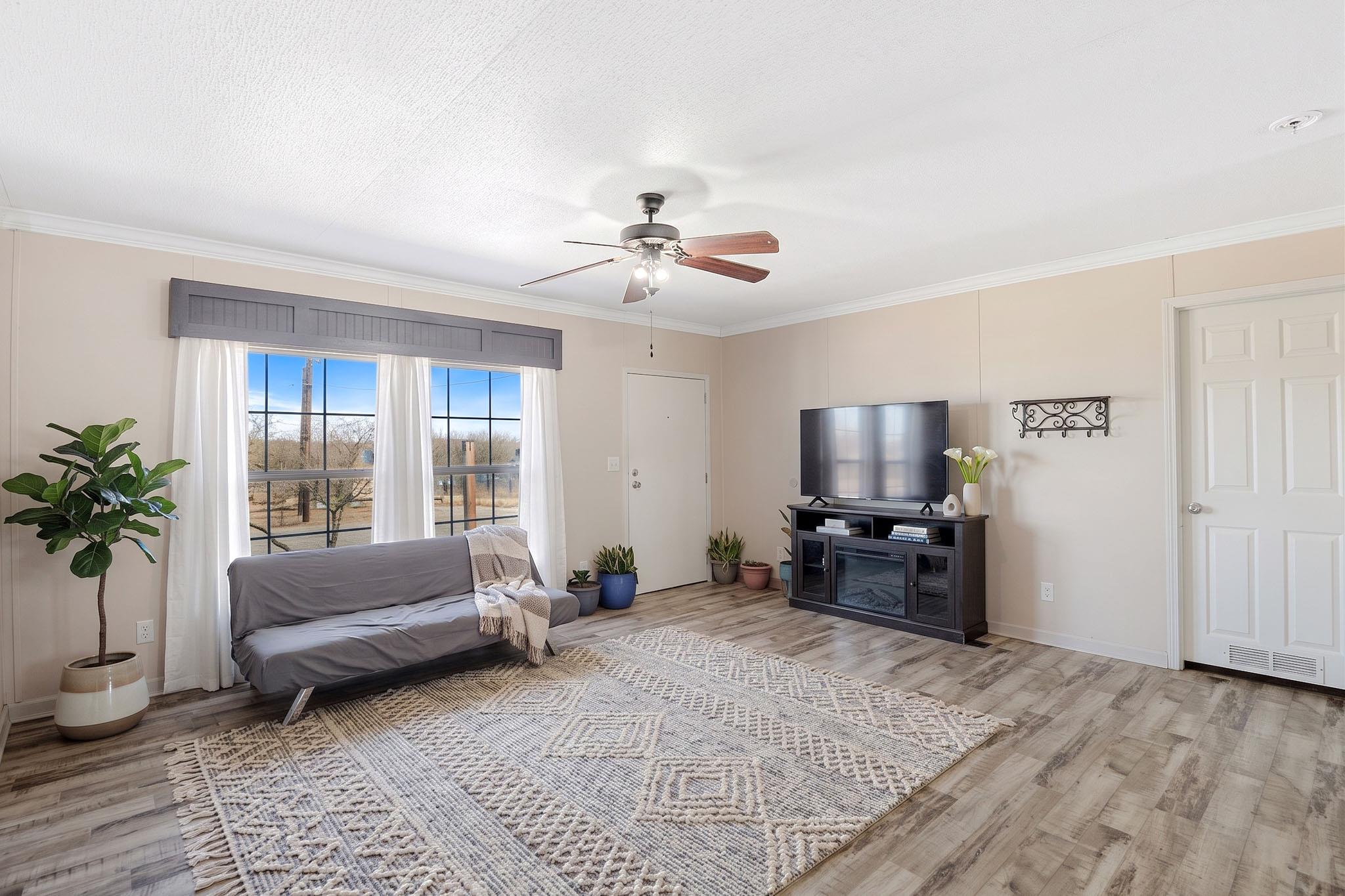 513 Duchess Ps, Kyle, TX 78640