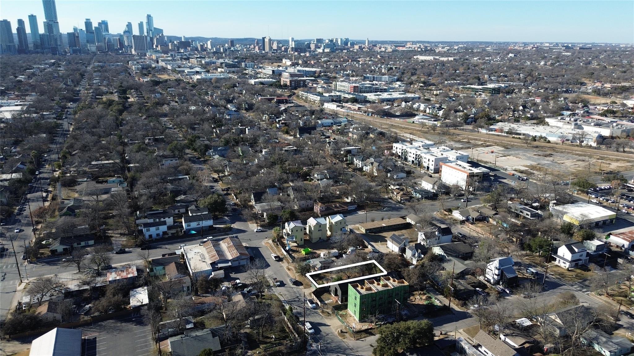 2806 E 3rd ST, Austin, TX 78702