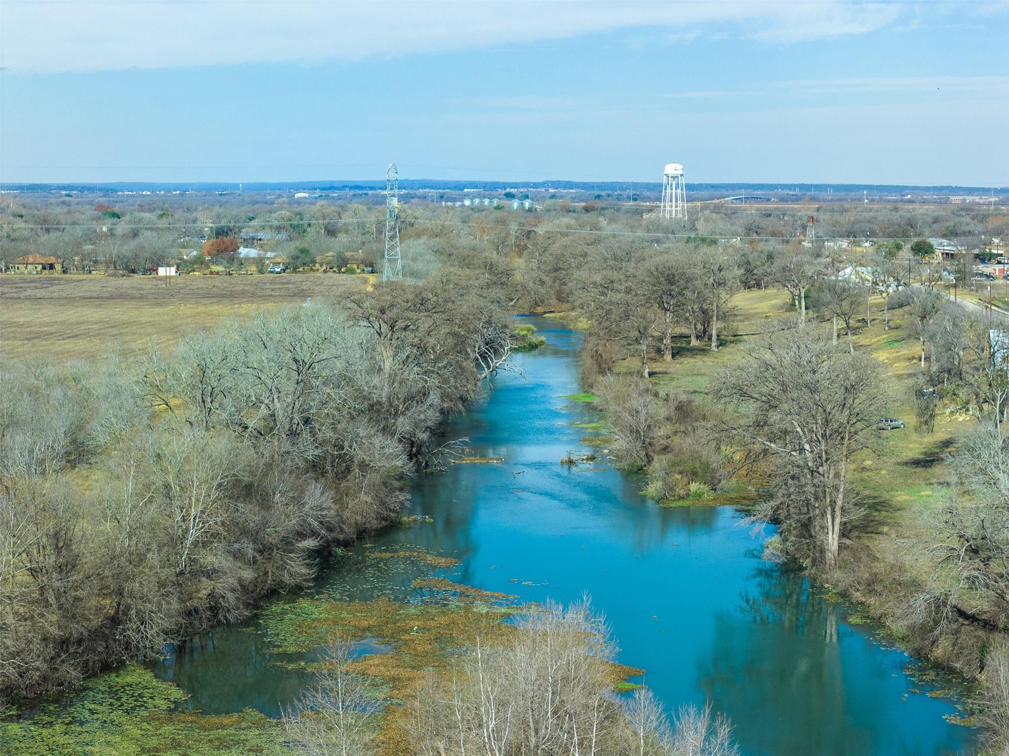 598 Northwest River RD, Martindale, TX 78655