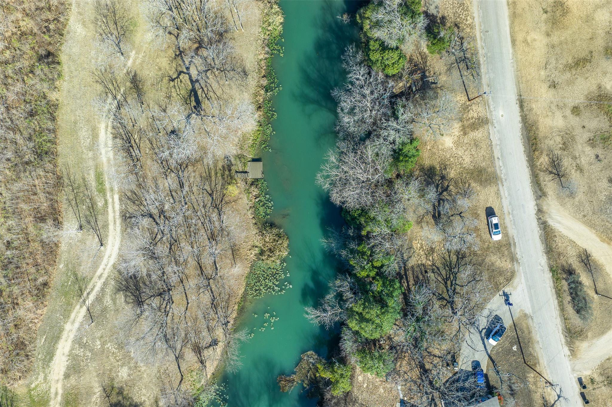 598 Northwest River RD, Martindale, TX 78655