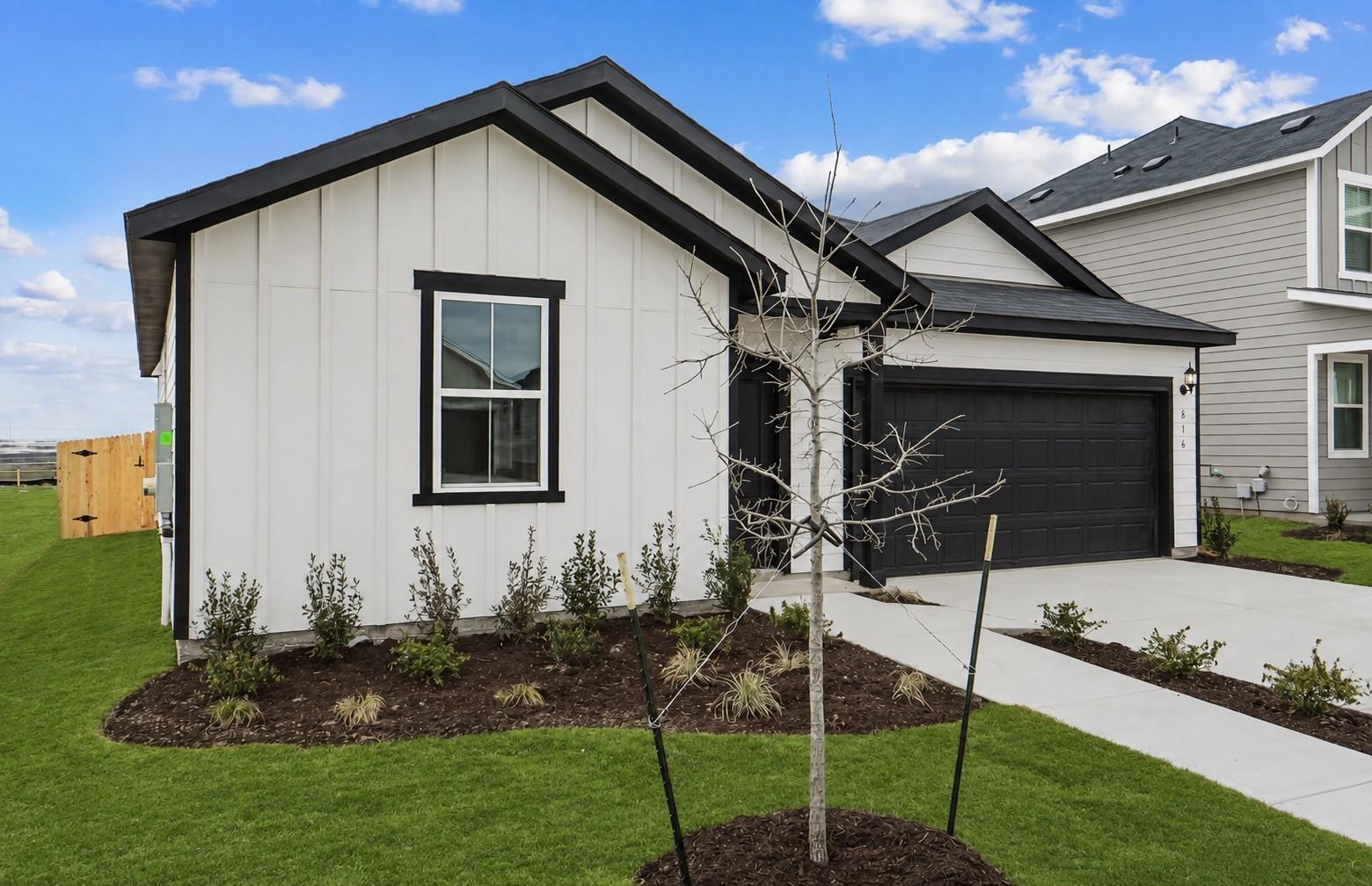 816 Cardenas ST, San Marcos, TX 78666