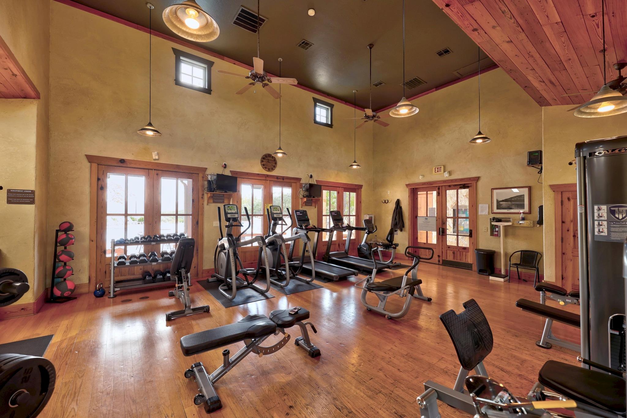 19621 Tranquility Falls CV, Lago Vista, TX 78645