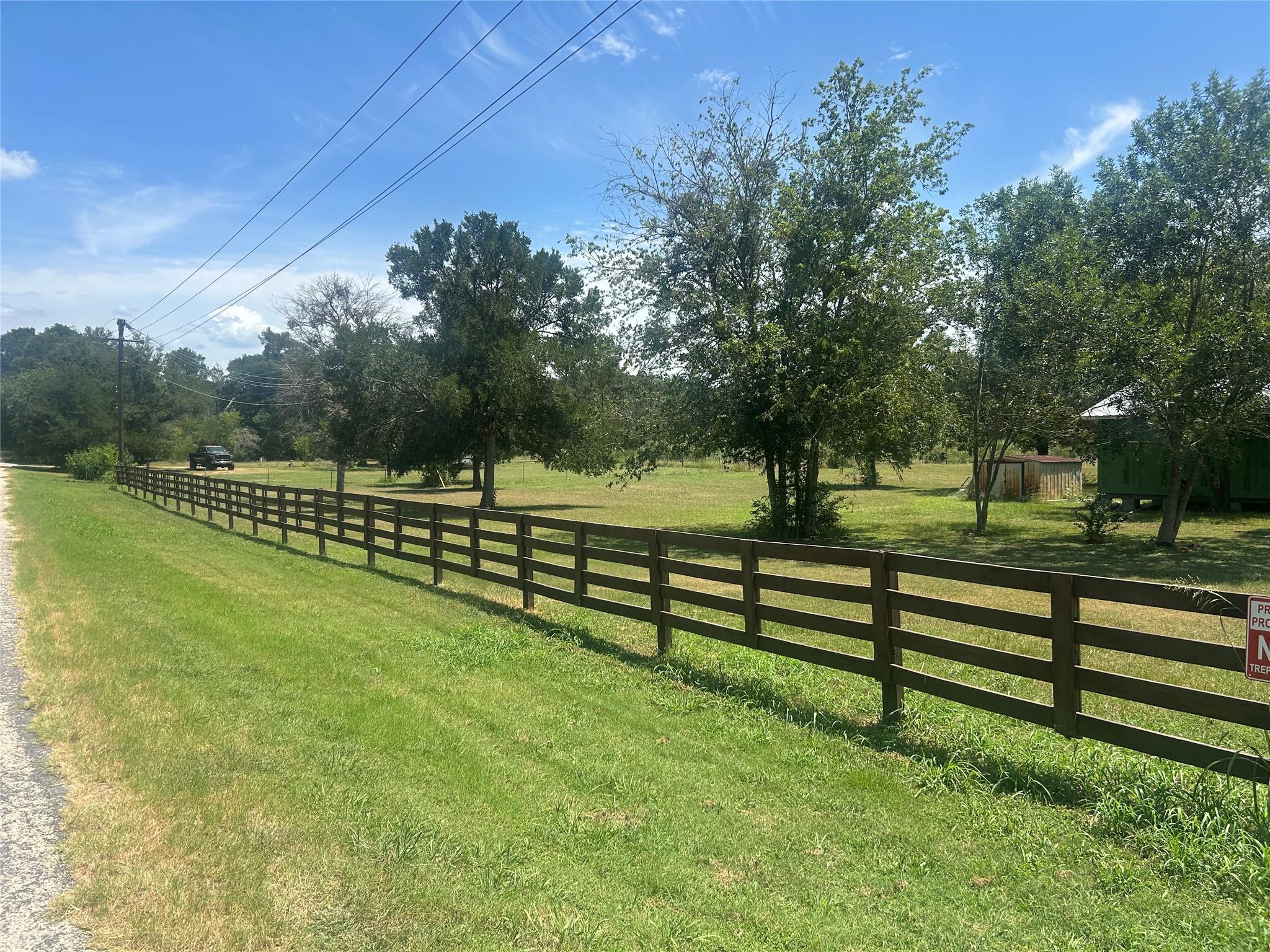 2175 Old Highway 20 Hw, Mcdade, TX 78650