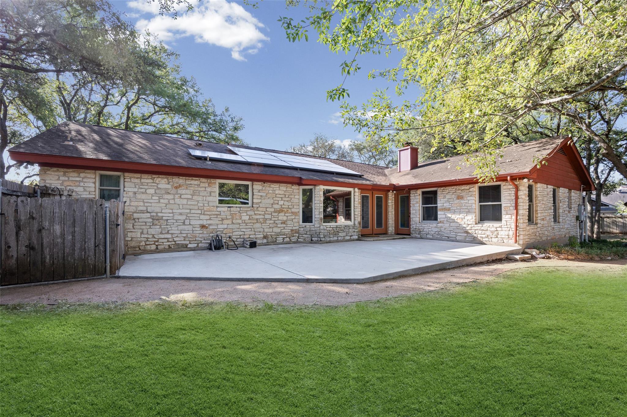 11006 Brodie LN, Austin, TX 78748