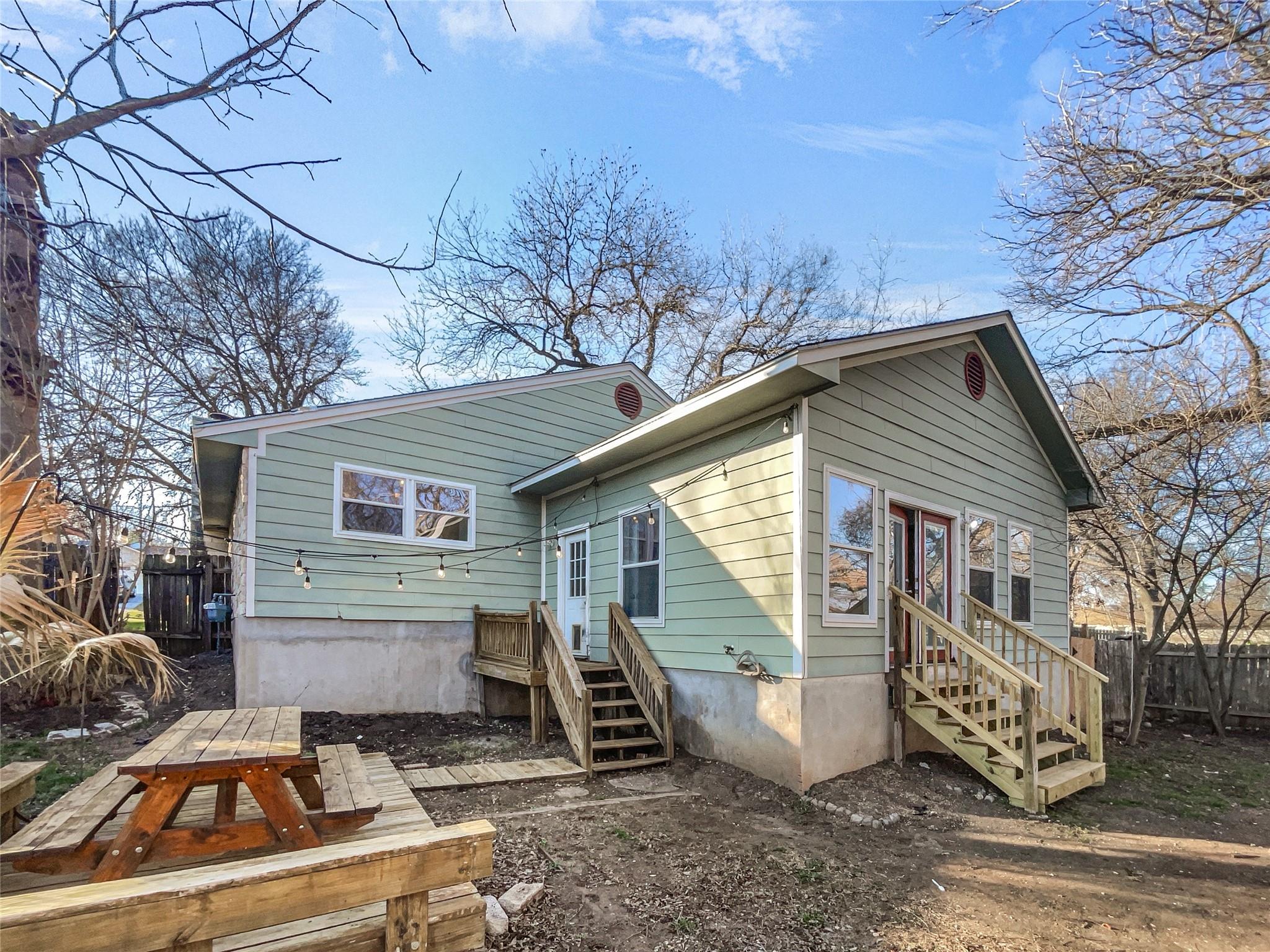 1516 Gatlinburg DR, Pflugerville, TX 78660