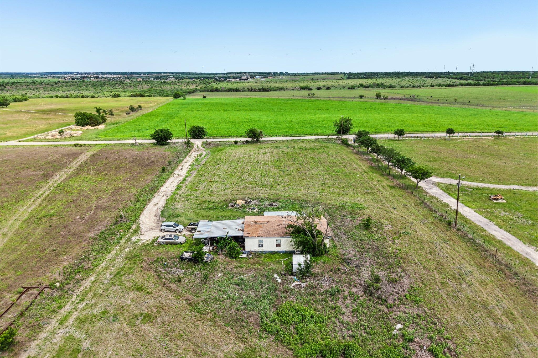 14204 Graef RD, Creedmoor, TX 78610