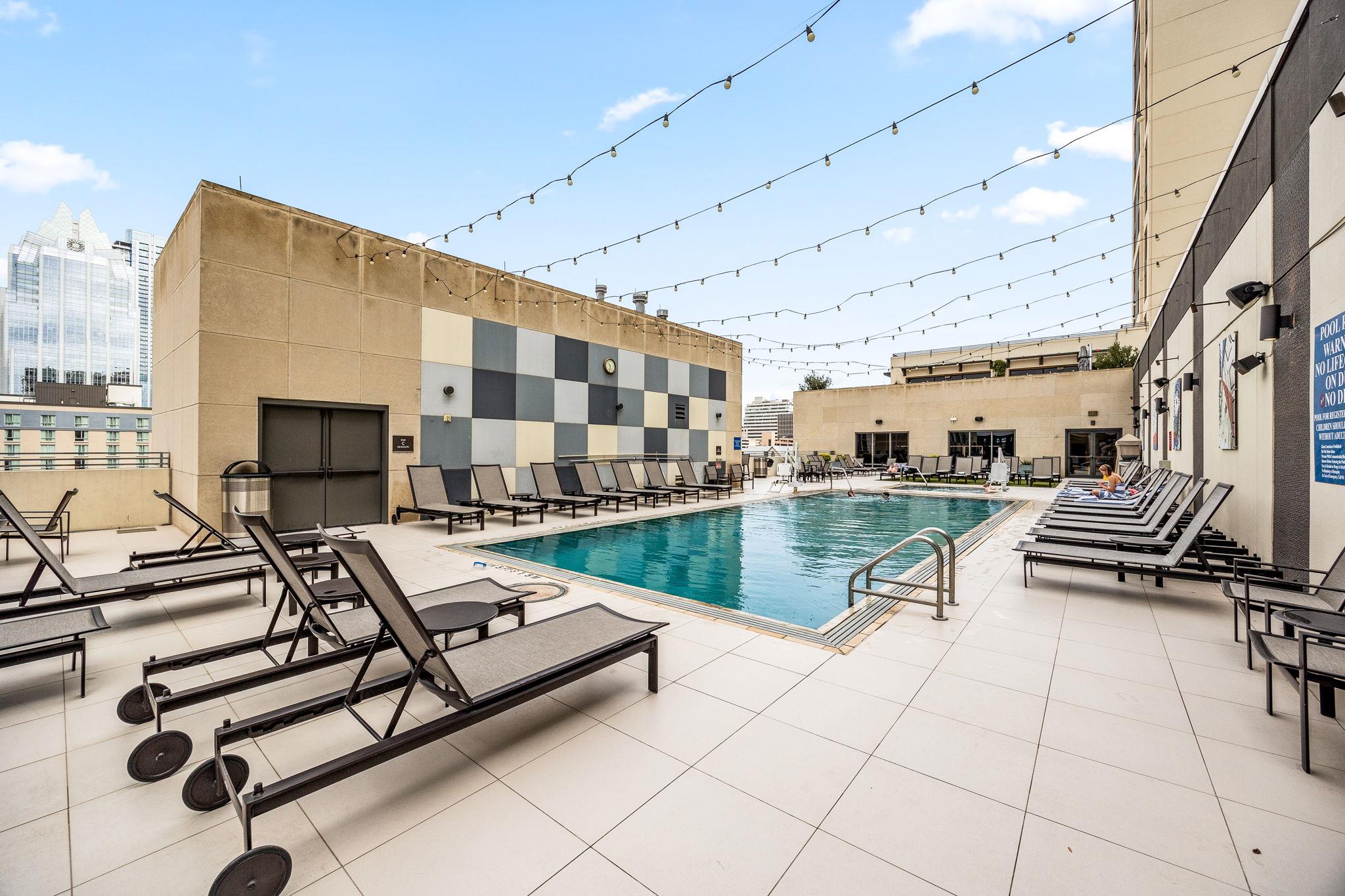 555 E 5th ST #527, Austin, TX 78701