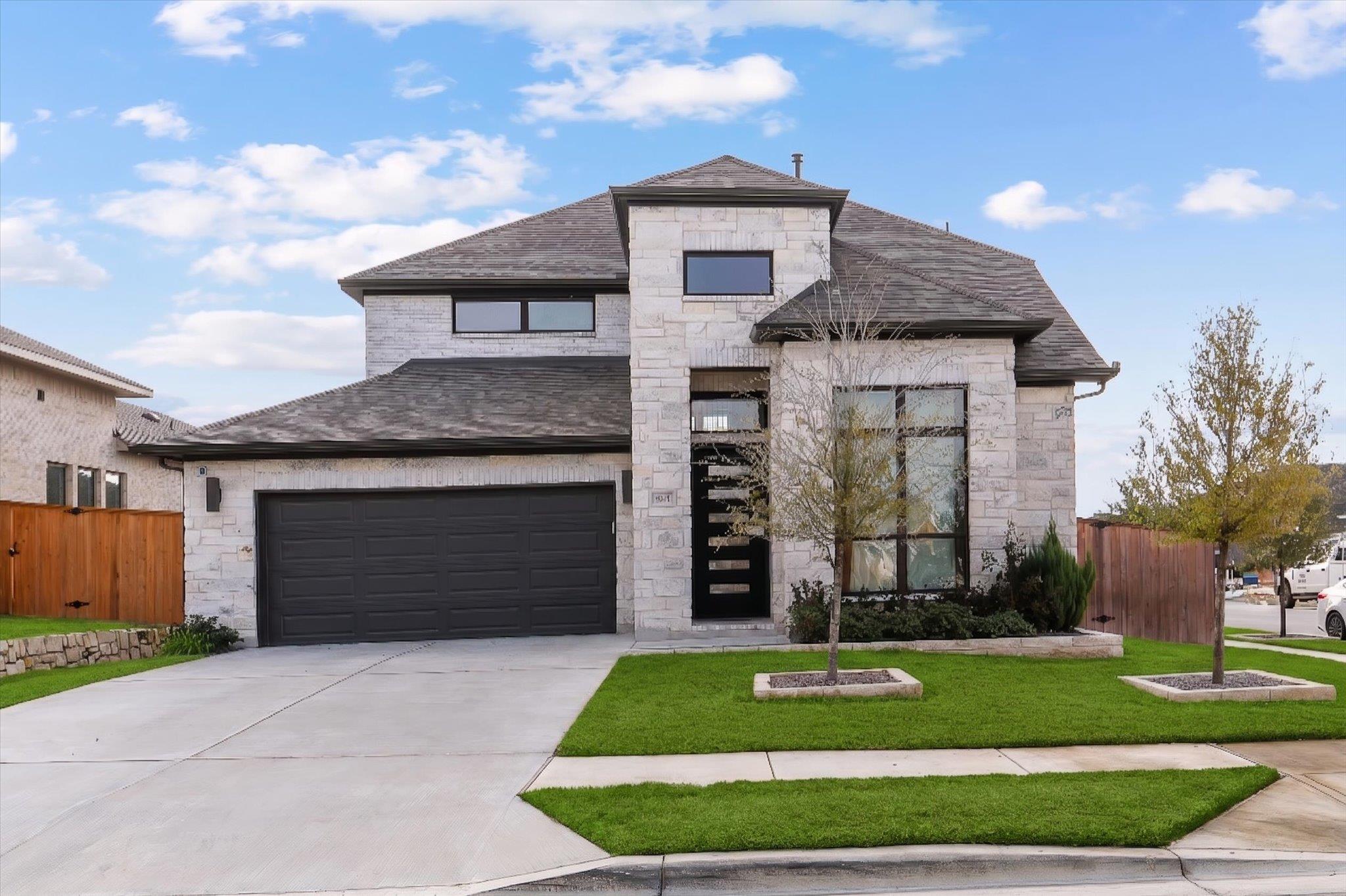305 Reef Band DR, Kyle, TX 78640