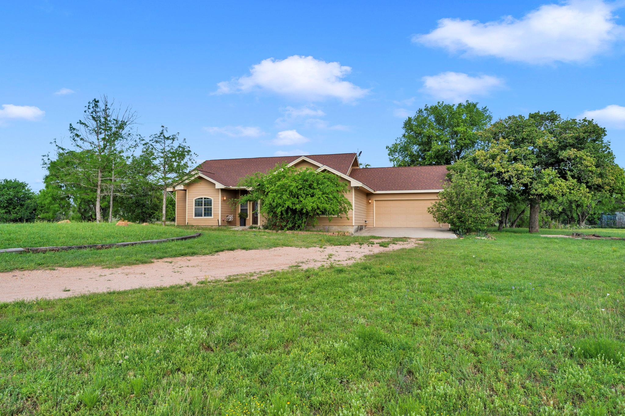 120 Zurita TRL, Marble Falls, TX 78654