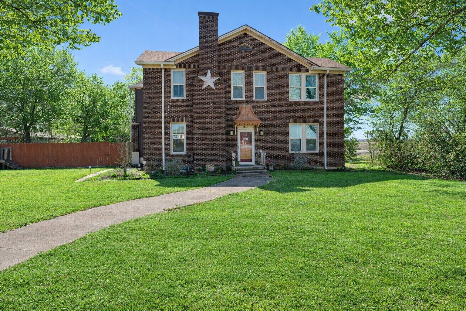 1543 W Clark ST, Bartlett, TX 76511