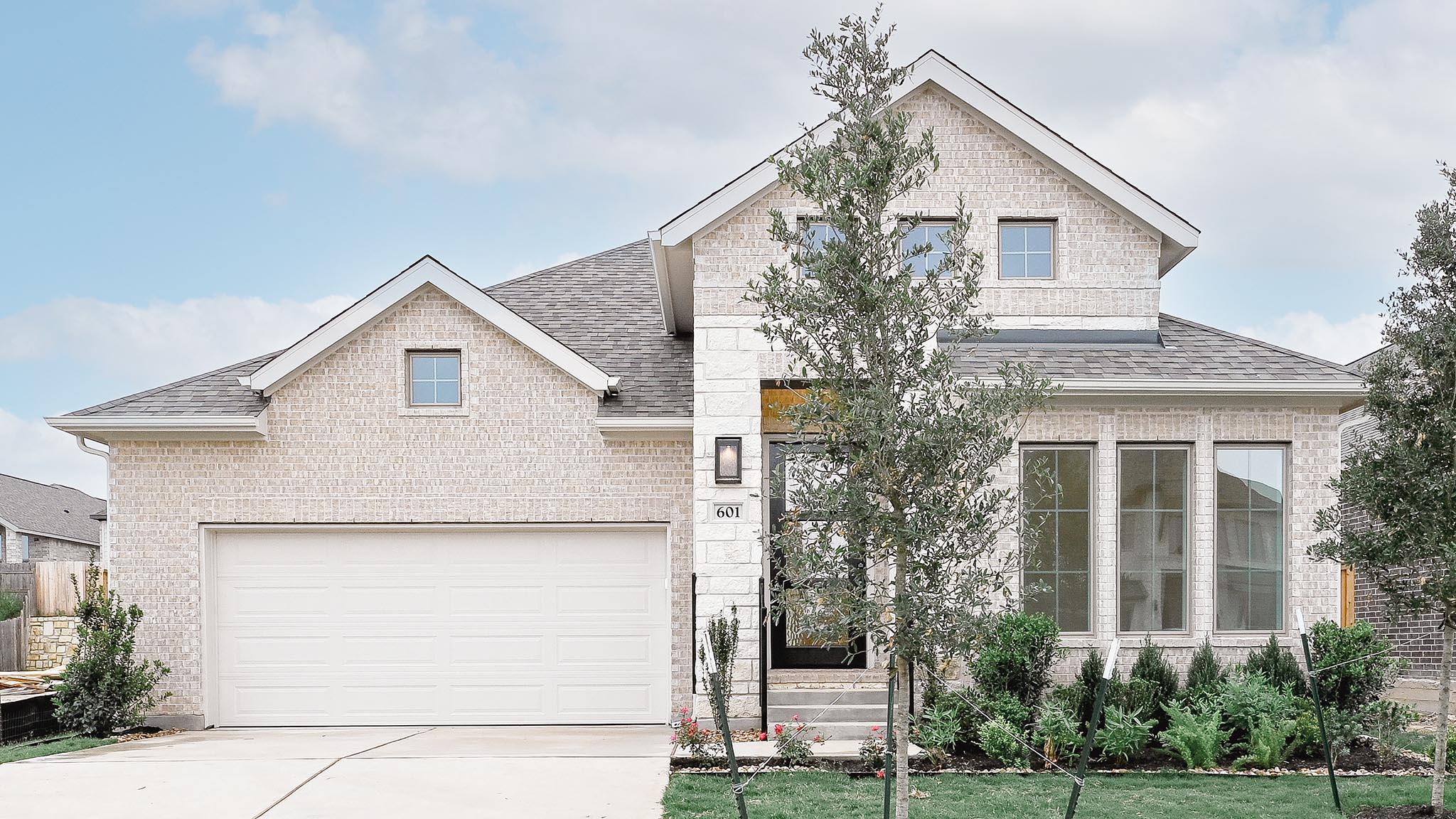601 Bay Breeze DR, Kyle, TX 78640