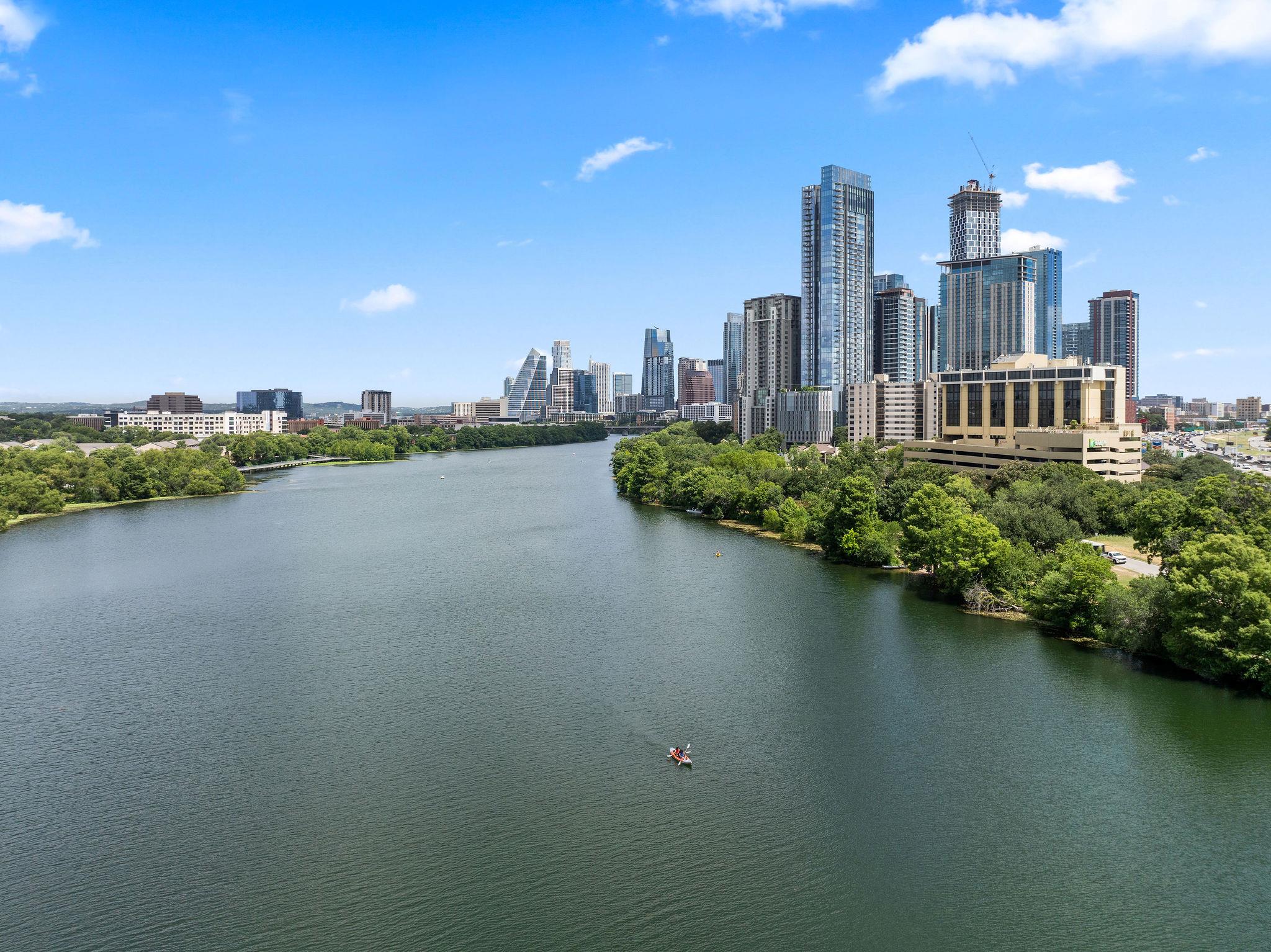 2200 De Verne ST, Austin, TX 78704