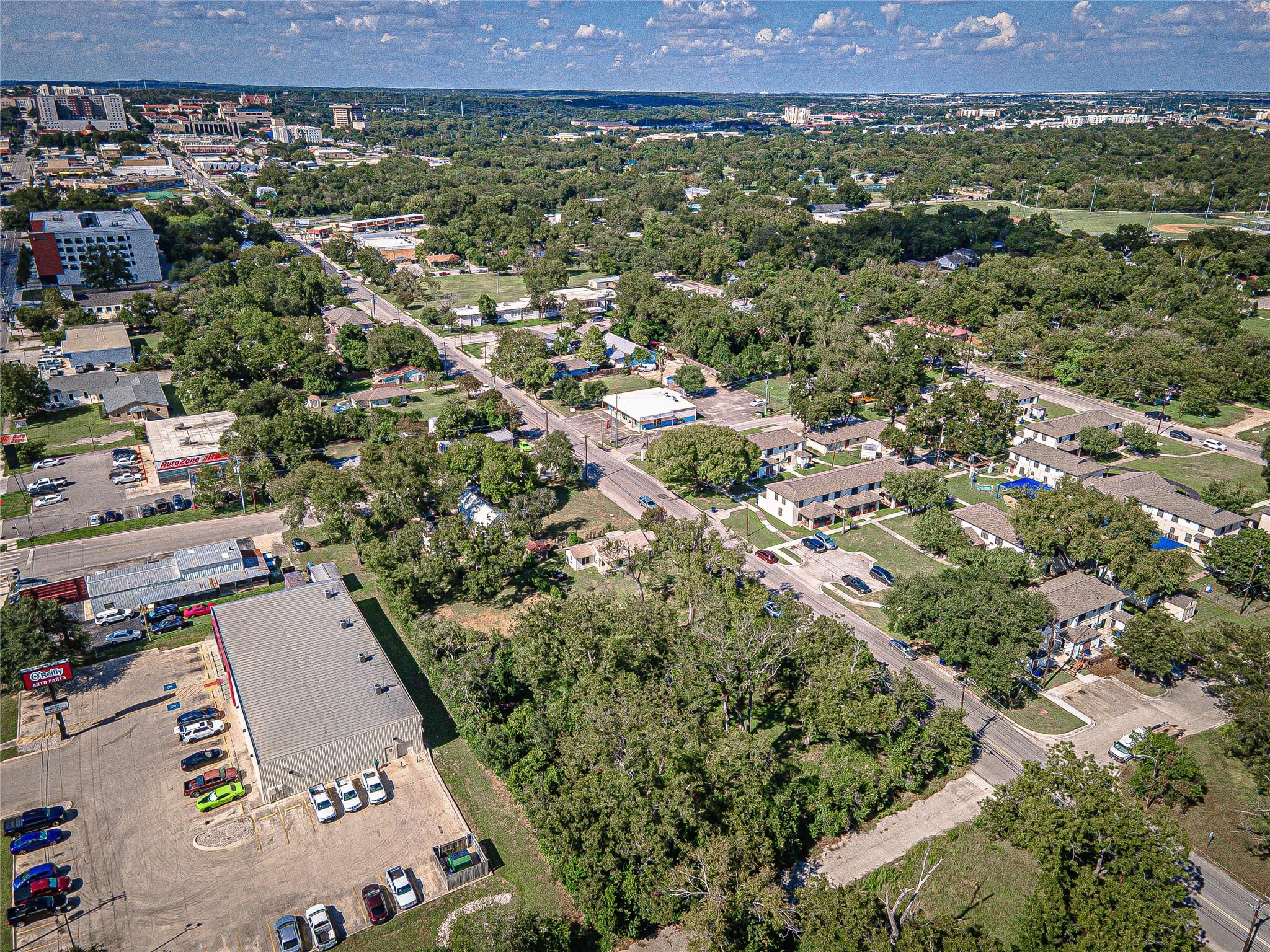 722 S Lbj DR, San Marcos, TX 78666