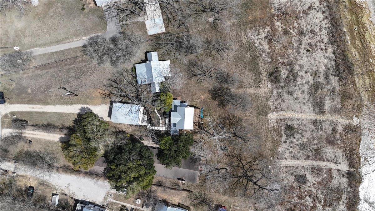 2400 Flite Acres RD, Wimberley, TX 78676