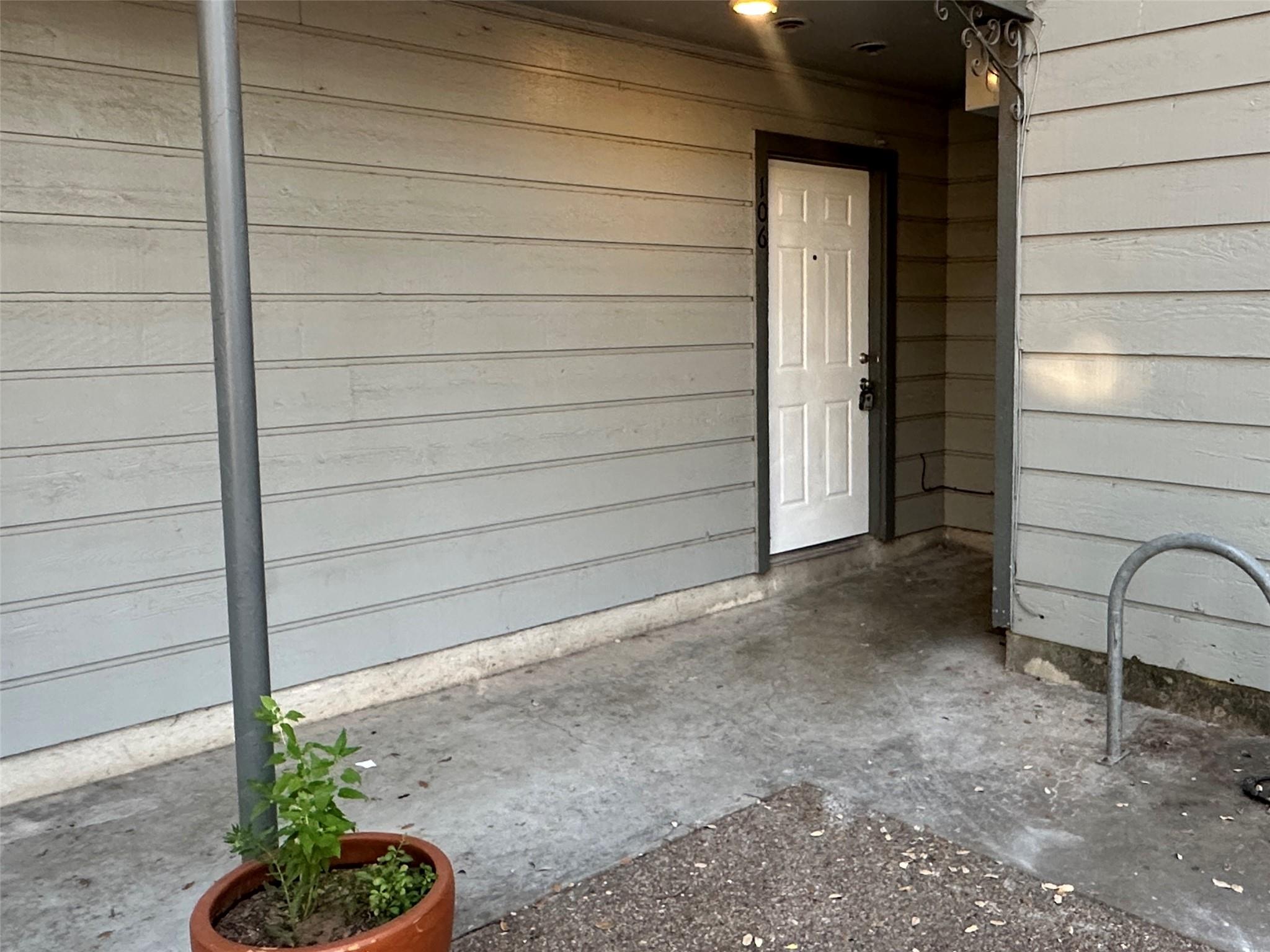 803 W 28th ST #106, Austin, TX 78705