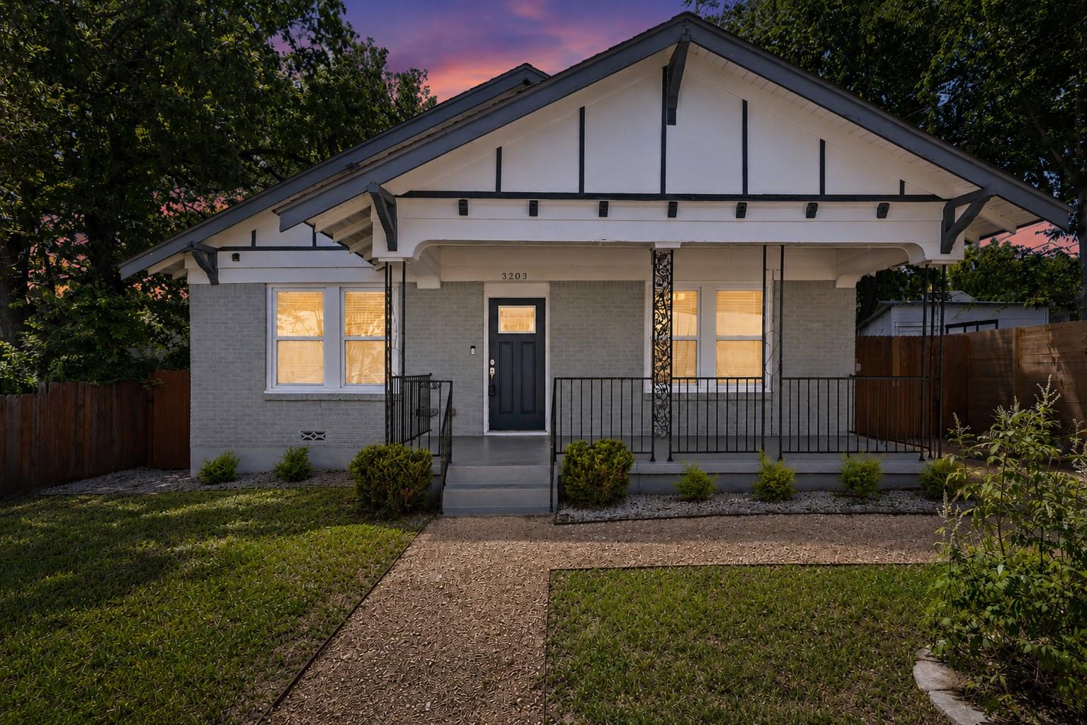 3203 E 18th ST, Austin, TX 78721