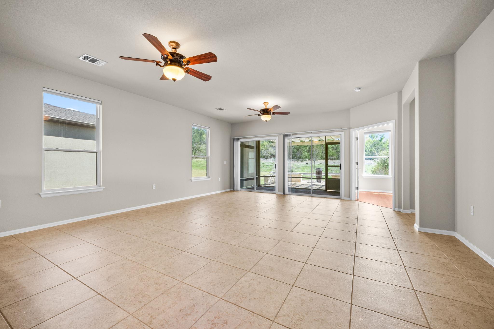147 Prairie Creek TRL, Georgetown, TX 78633