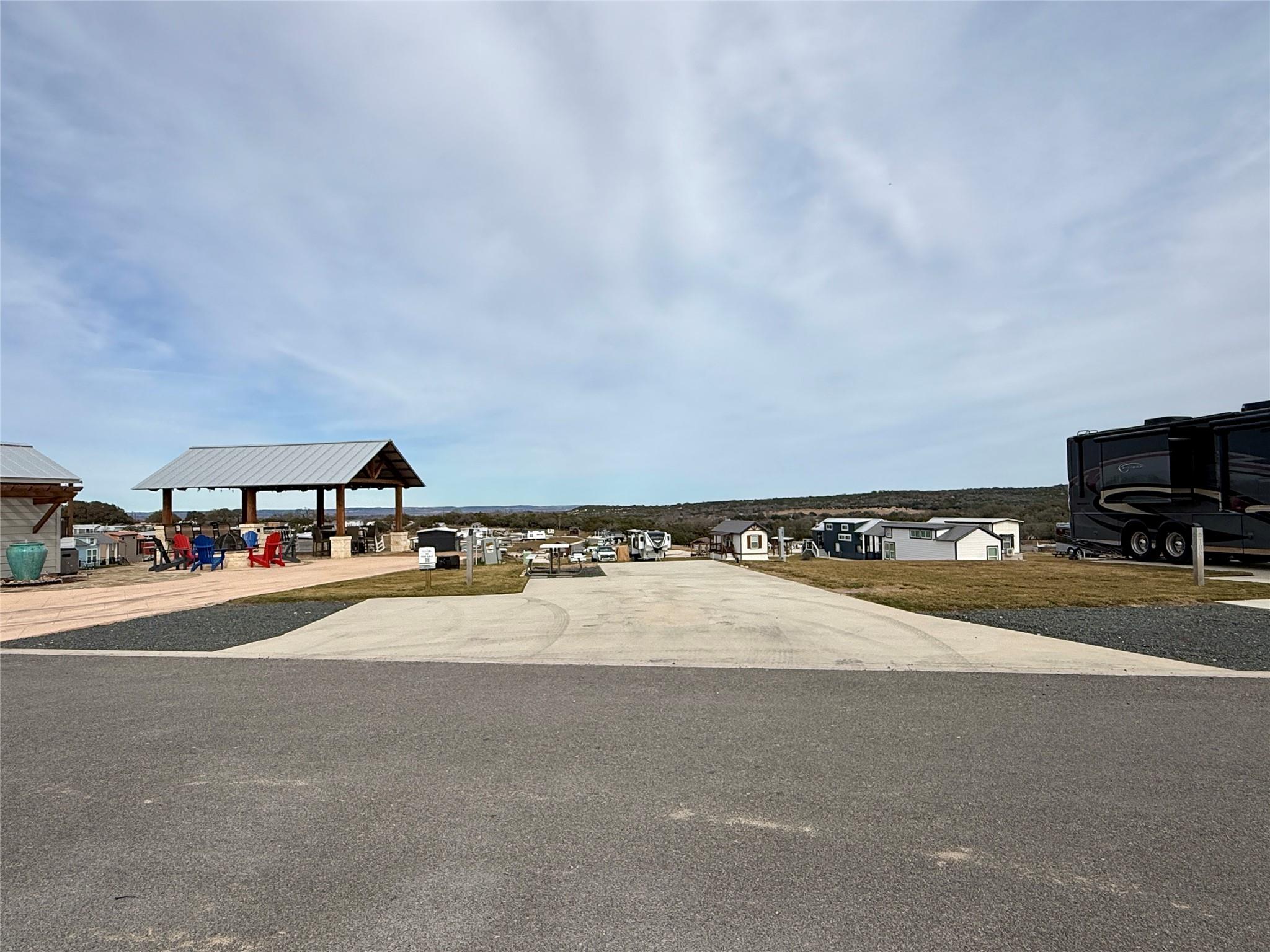 5386 Ranch Road 1376 RD #181, Fredericksburg, TX 78624