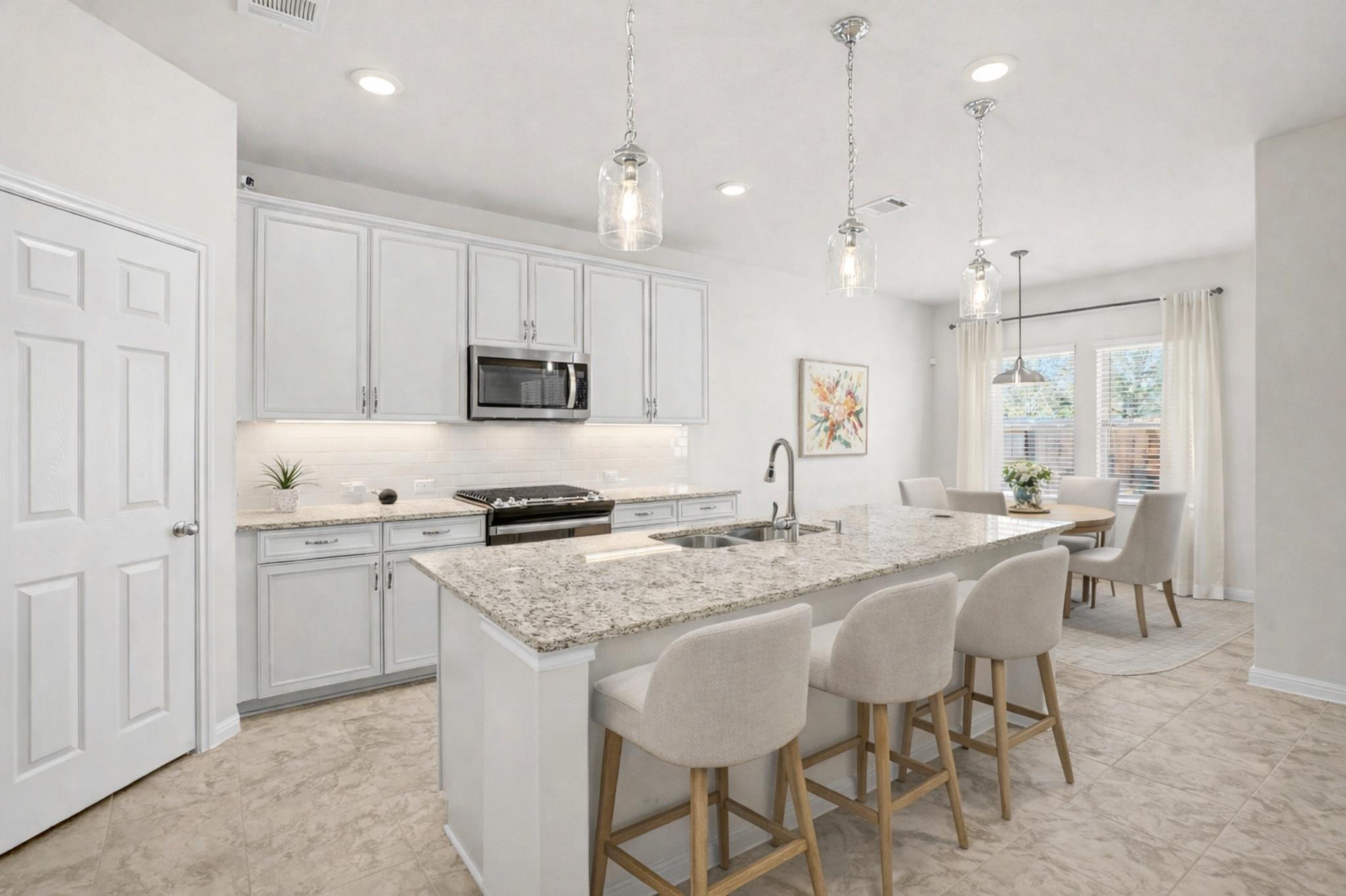 382 Smithsonian LN, Kyle, TX 78640