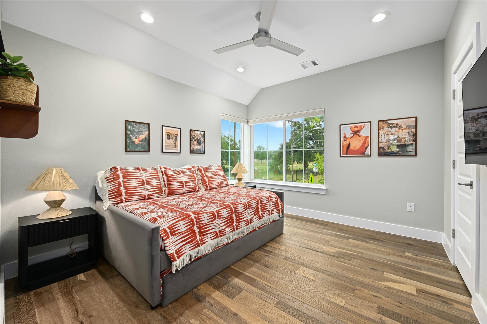 1310 Comal ST, Austin, TX 78702
