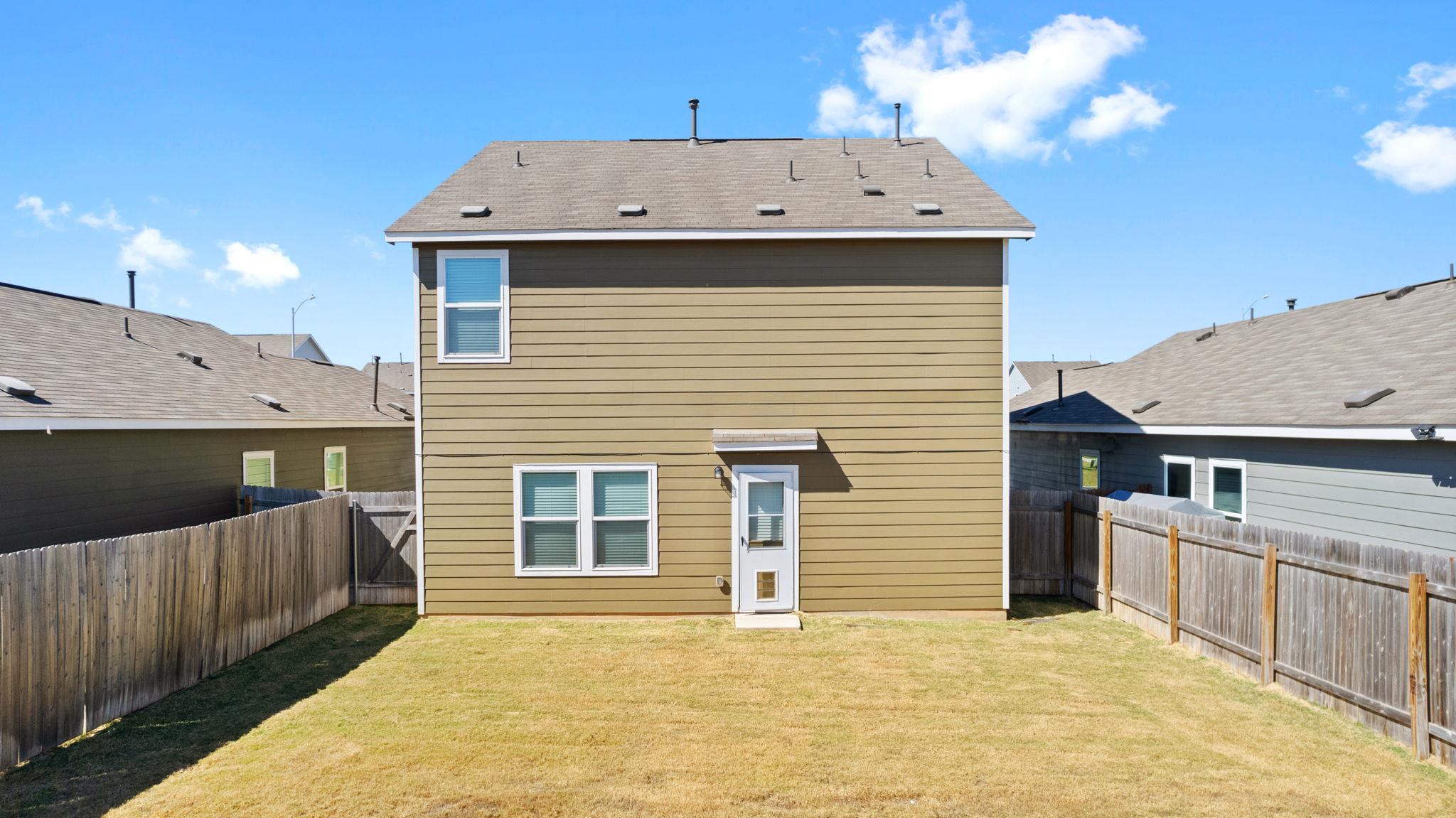 117 Citrine CRST, Maxwell, TX 78656