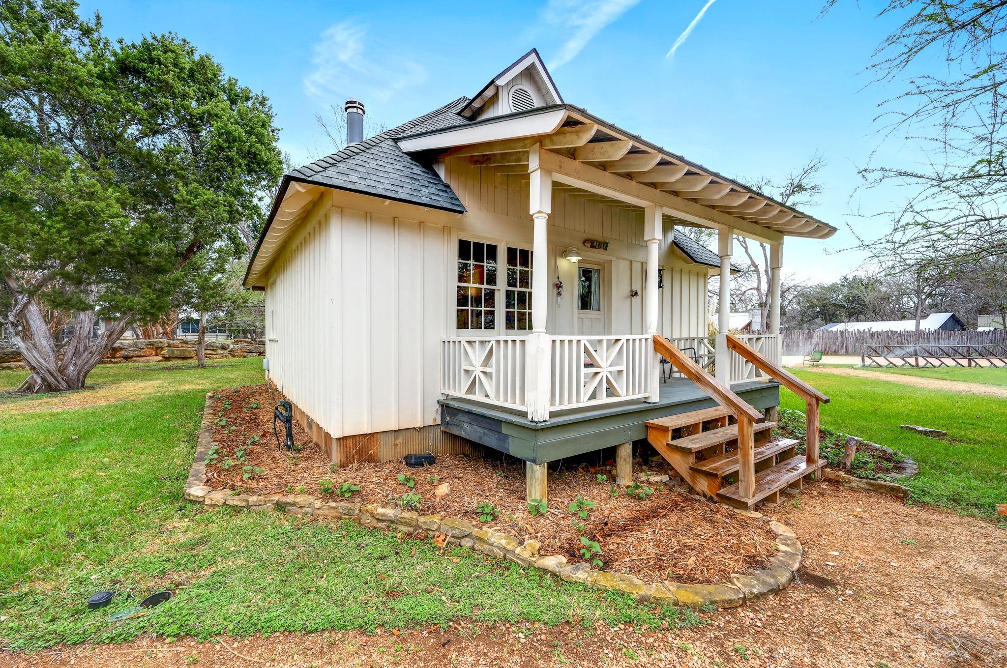 300 Mill Race LN #8, Wimberley, TX 78676
