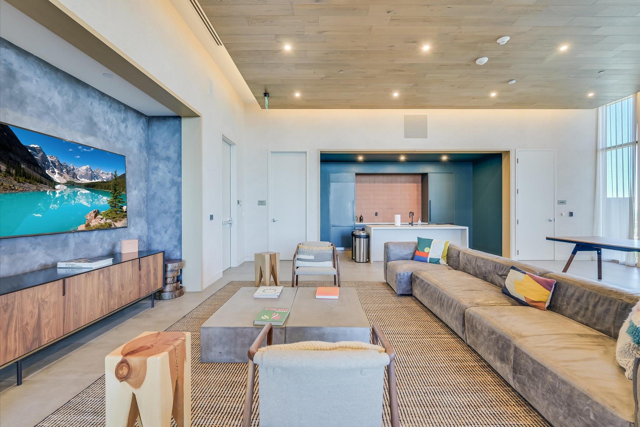48 East Ave #1711, Austin, TX 78701