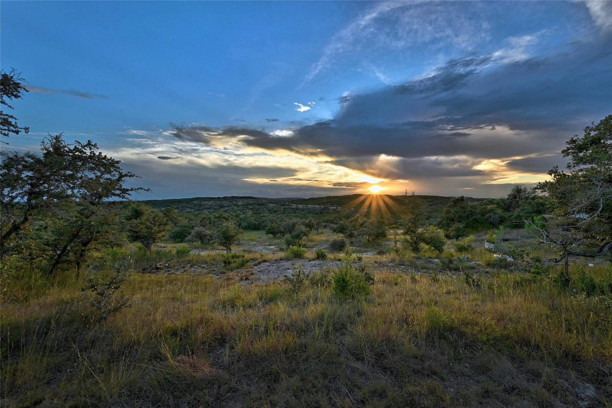 8075 Mount Sharp RD, Wimberley, TX 78676