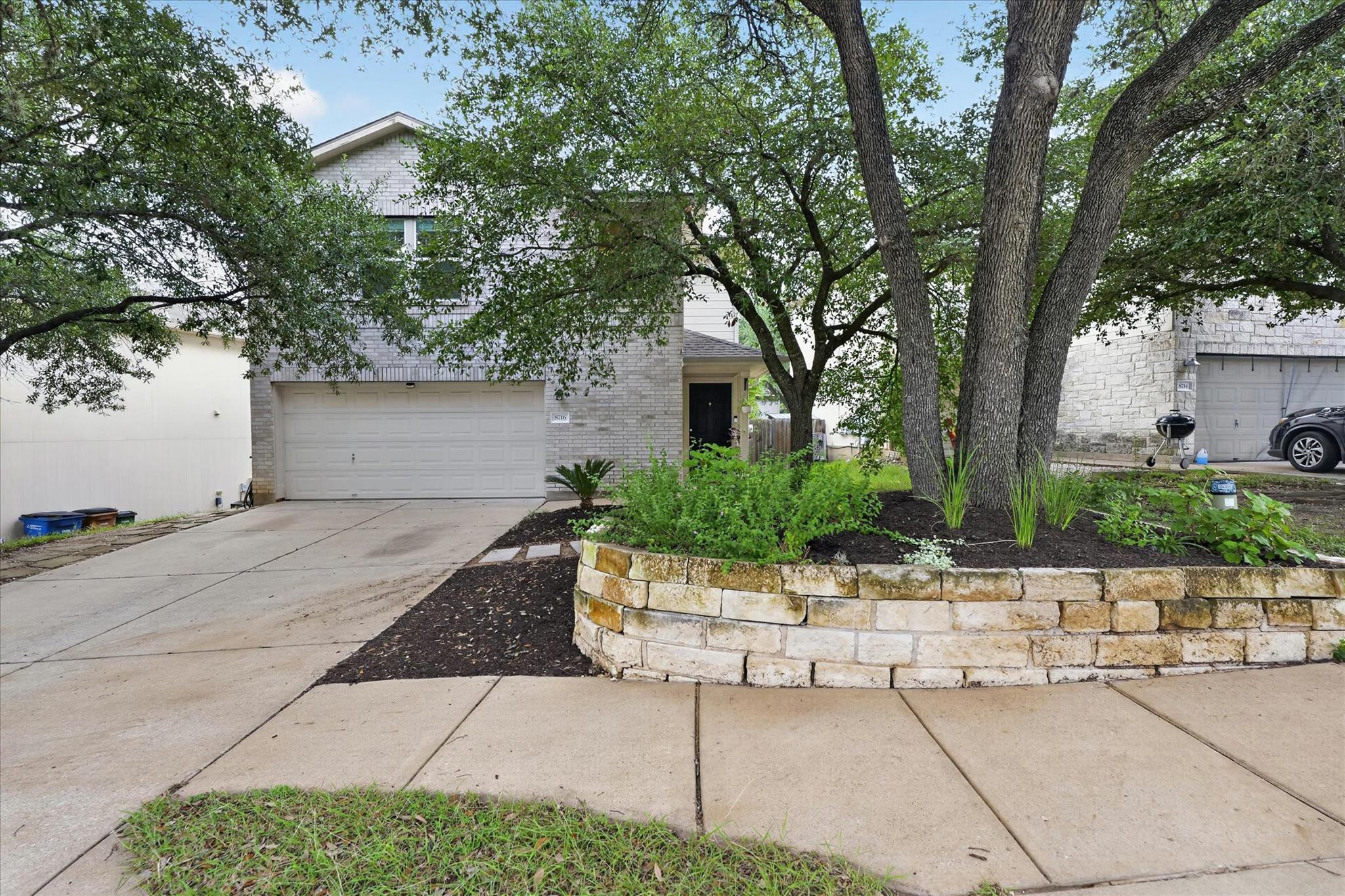 8716 Davis Oaks TRL, Austin, TX 78748