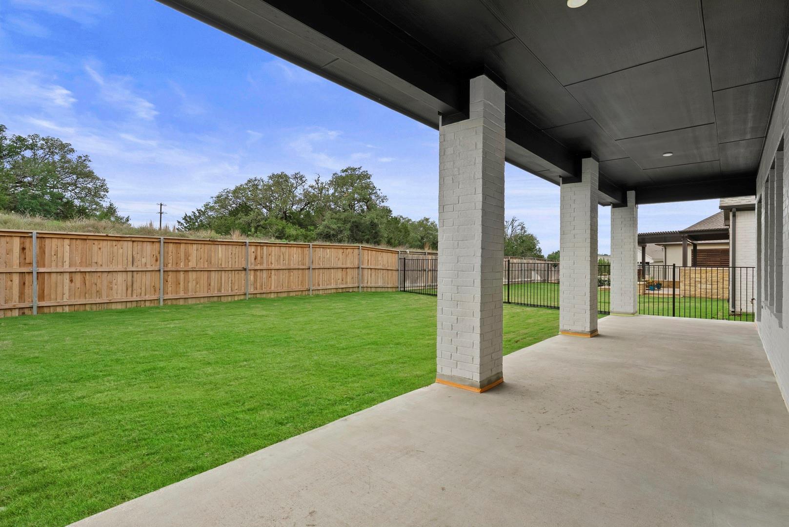 613 Hallwood DR, Liberty Hill, TX 78642