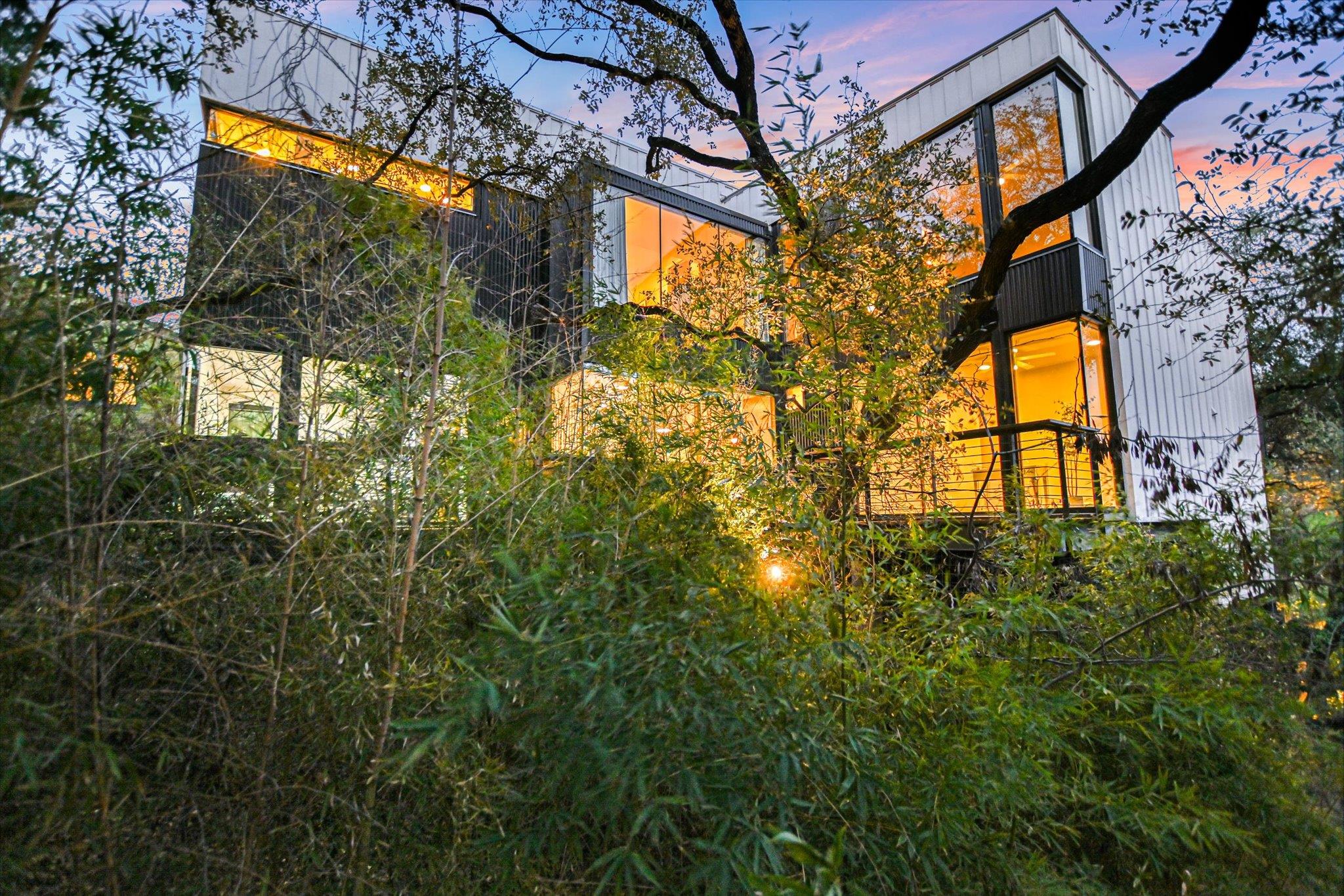 1325 Bonham TER #A, Austin, TX 78704