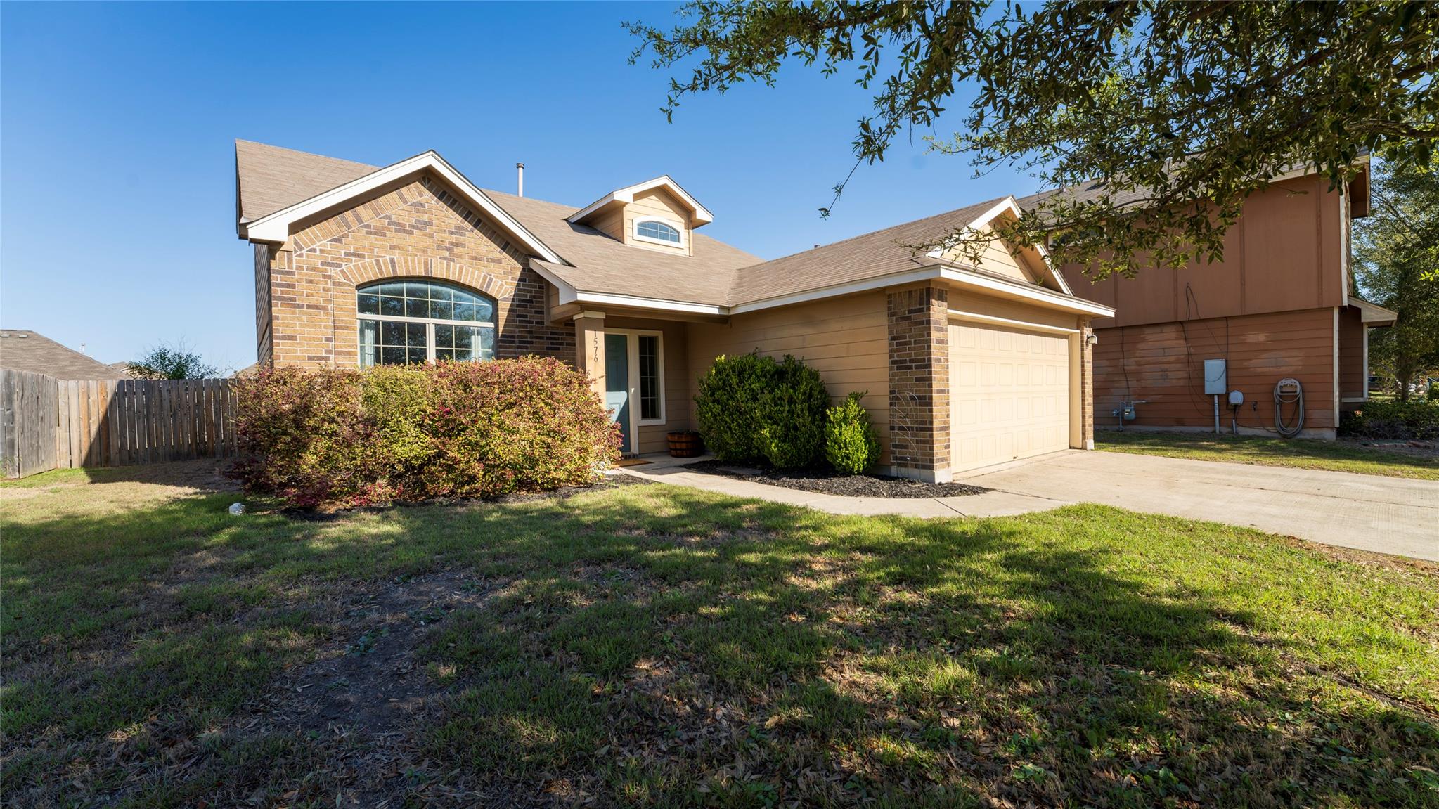 1576 Twin CV, Kyle, TX 78640