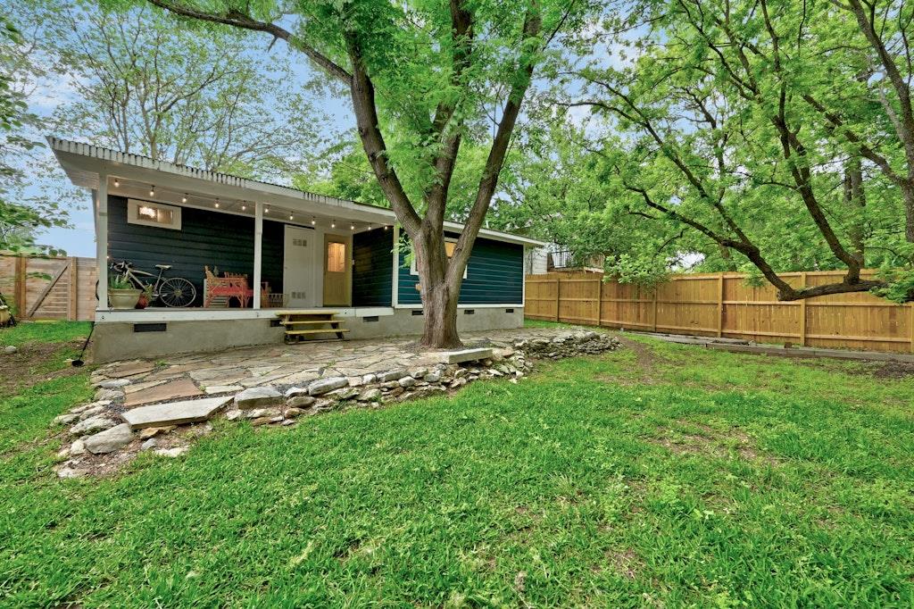 4025 Valley View RD #2, Austin, TX 78704