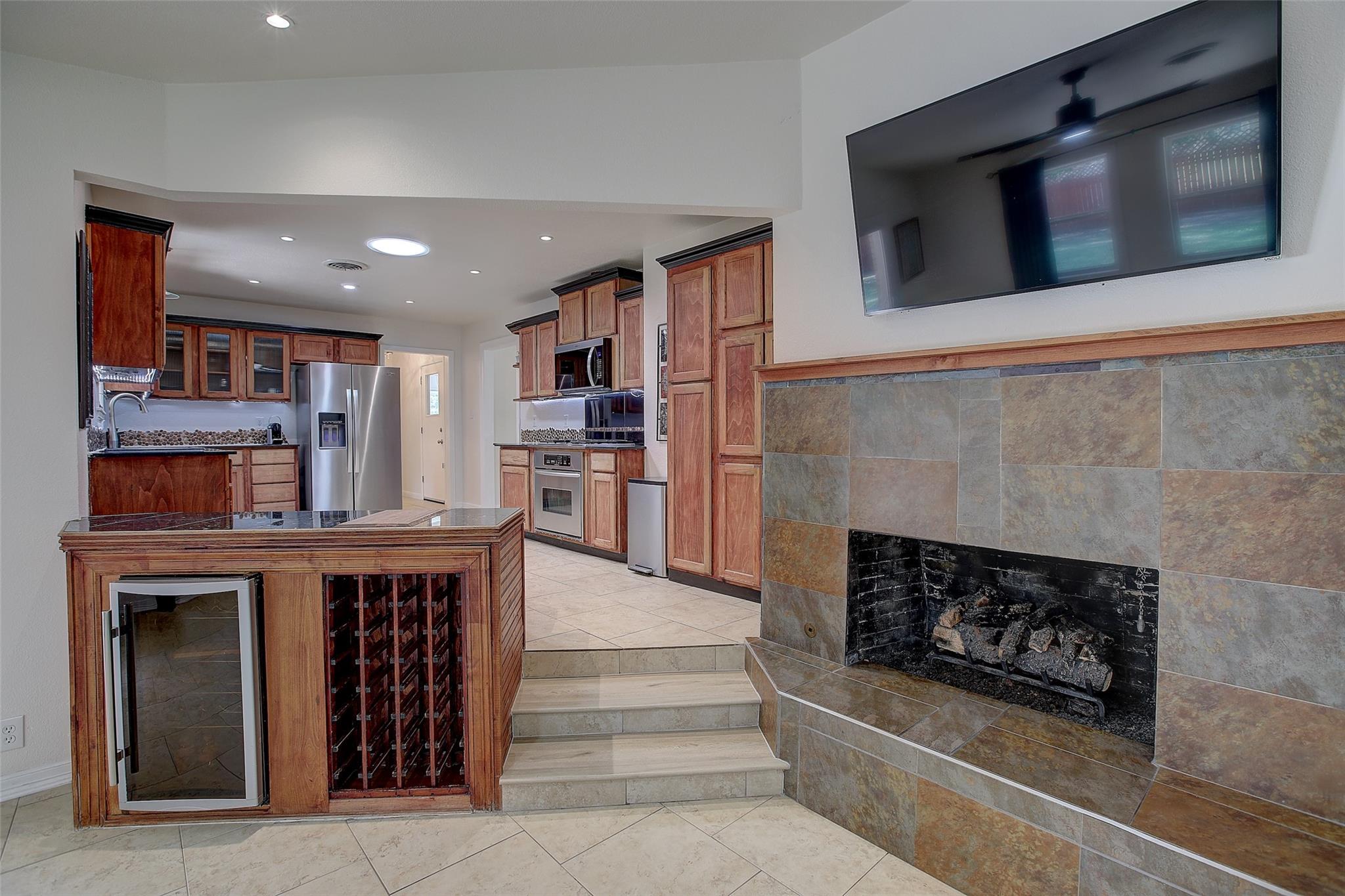 1902 E 18th ST, Georgetown, TX 78626