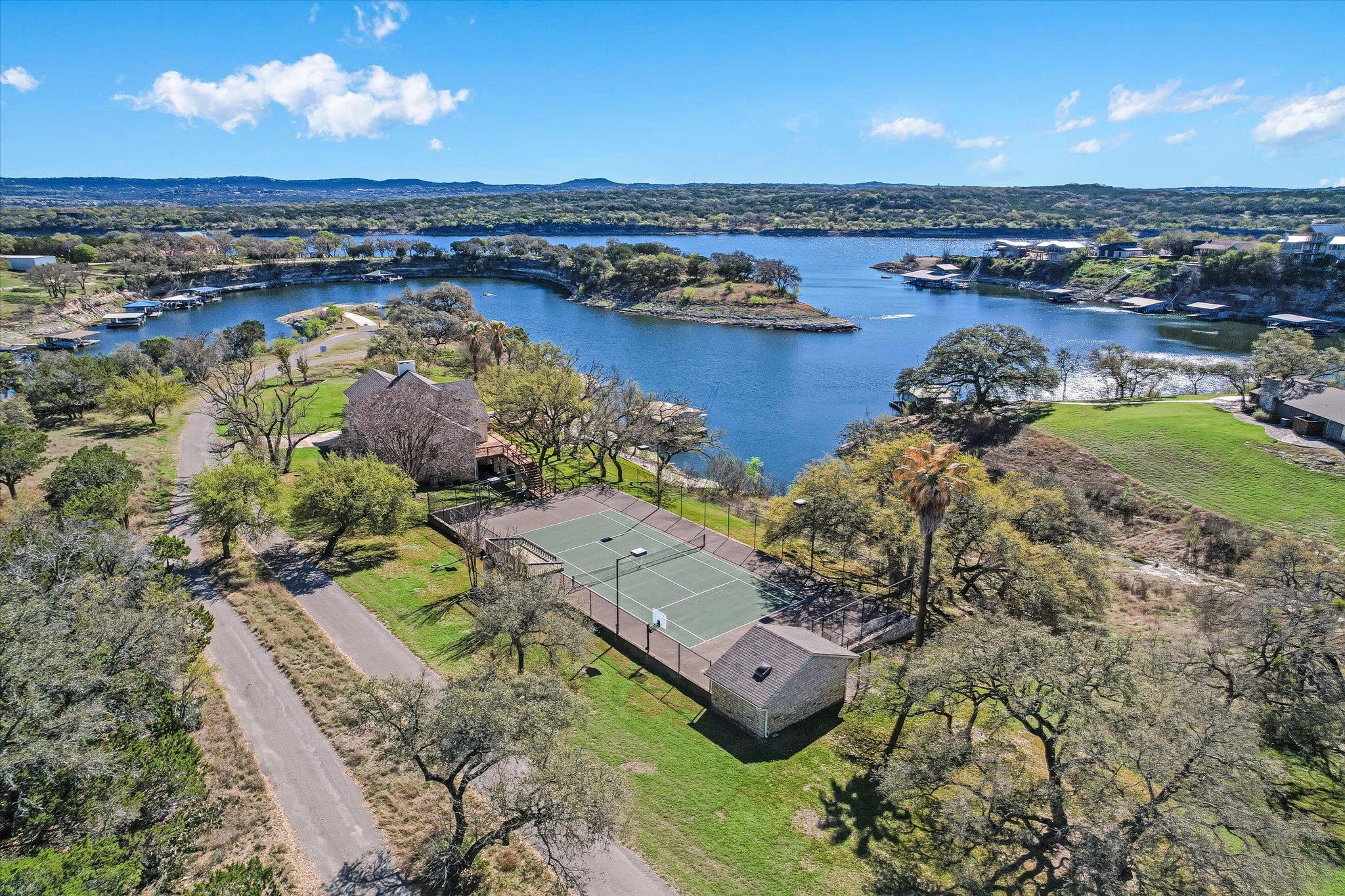 23521 Flat Creek DR, Marble Falls, TX 78654
