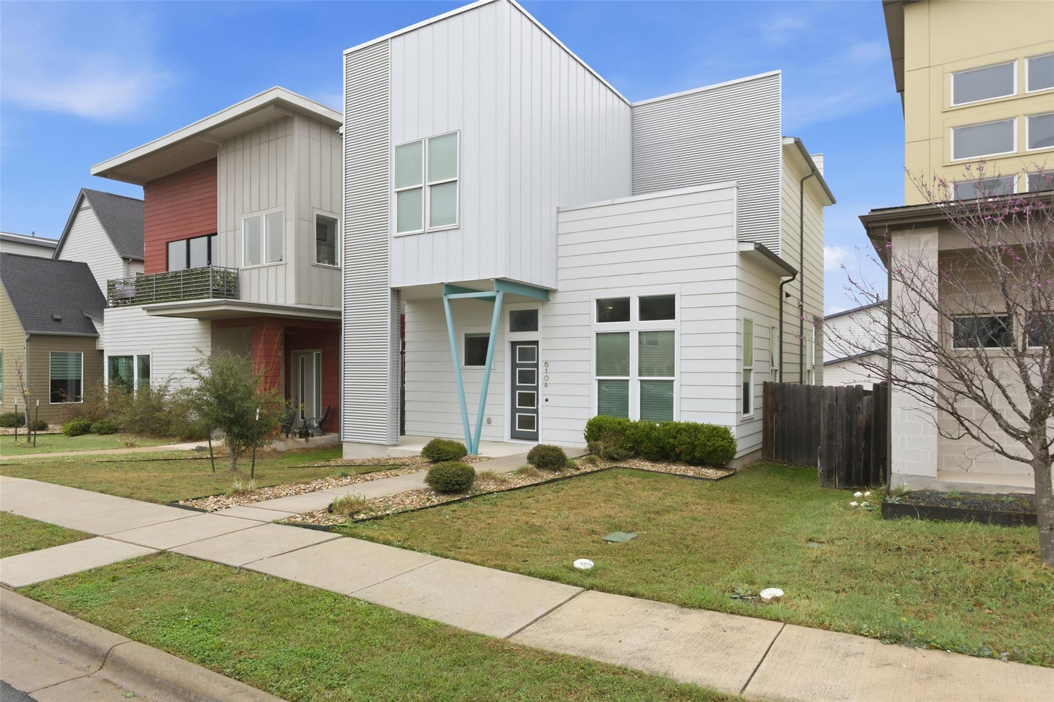 6104 Florencia LN, Austin, TX 78724