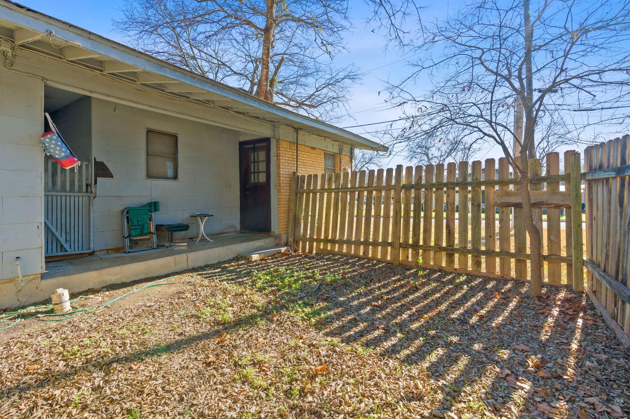 300 Irma, Austin, TX 78752