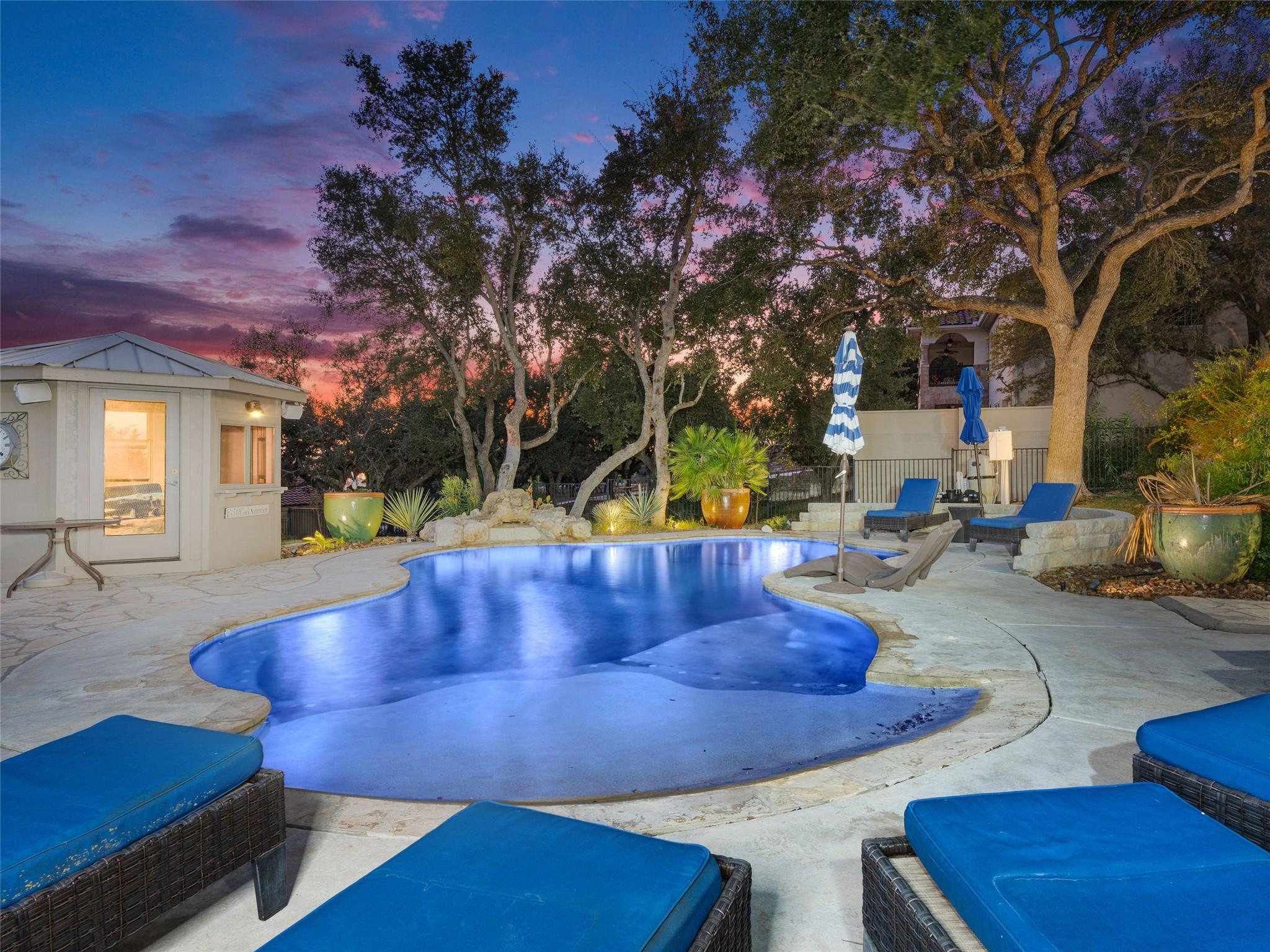 110 Kingsbury, Canyon Lake, TX 78133