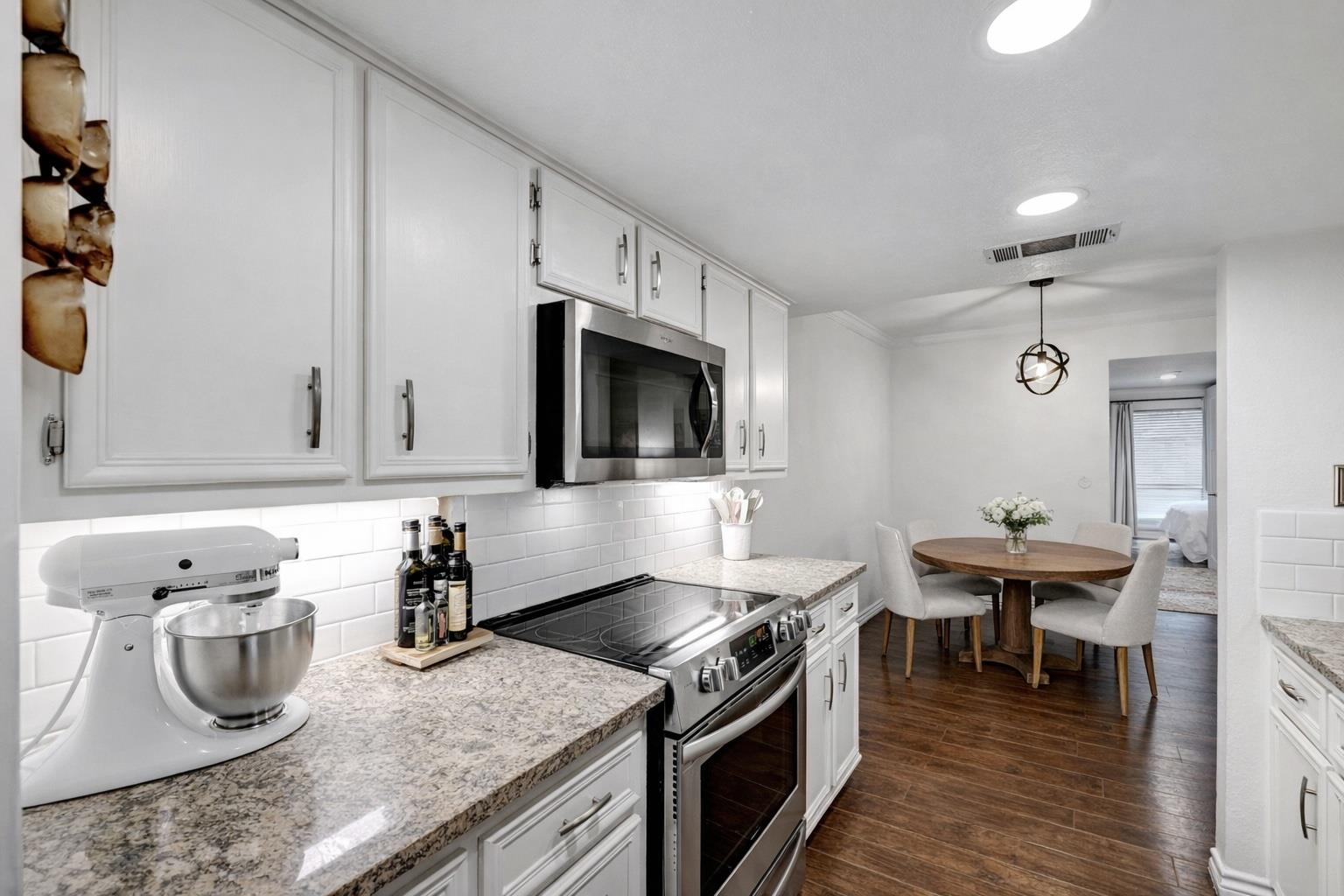 3840 Far West BLVD #101, Austin, TX 78731